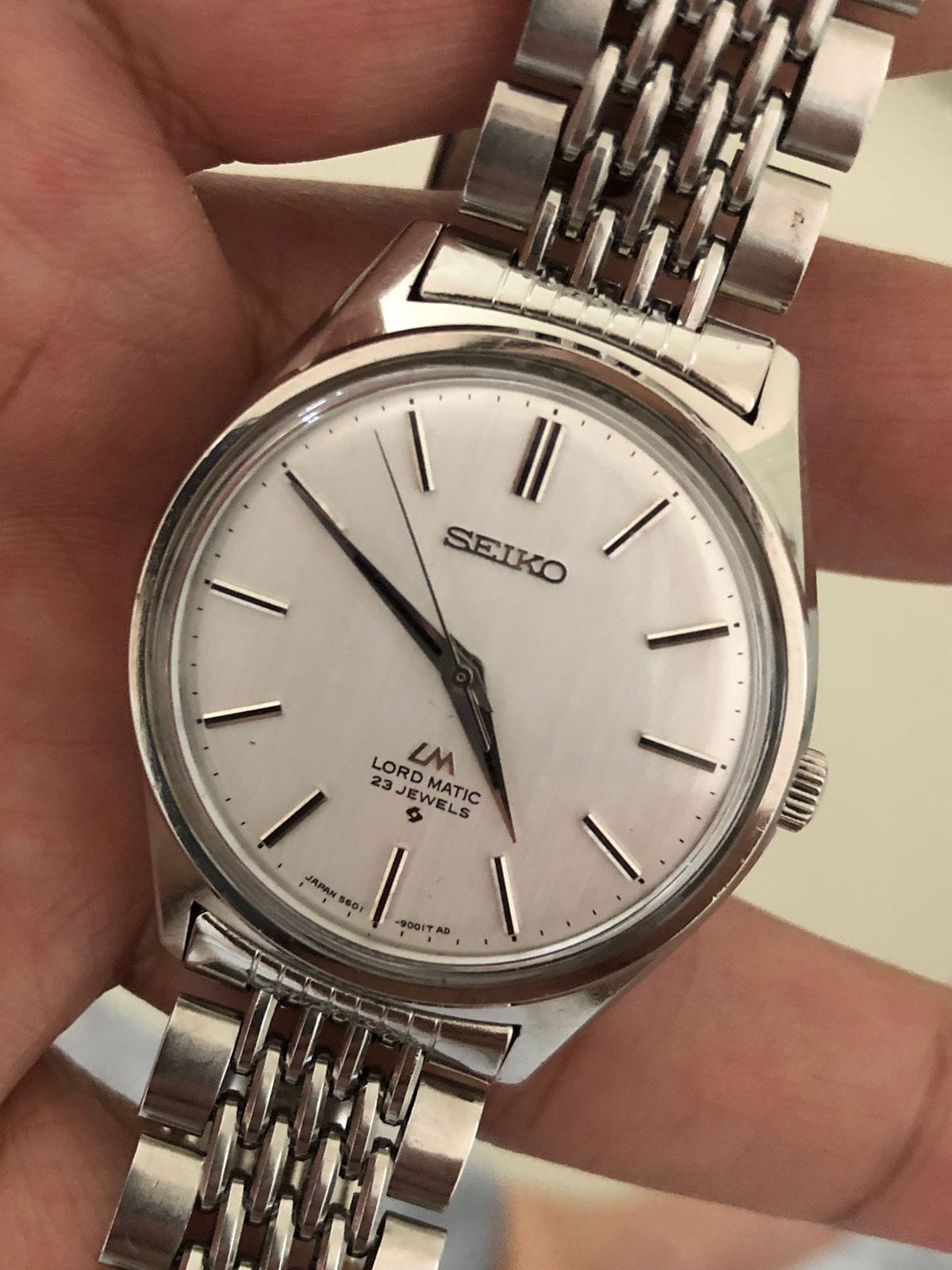 SEIKO LM 5601-9000 , no date and no day