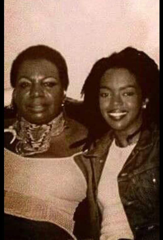 Rare pic of Lauryn Hill with her all-time favorite artist Nina