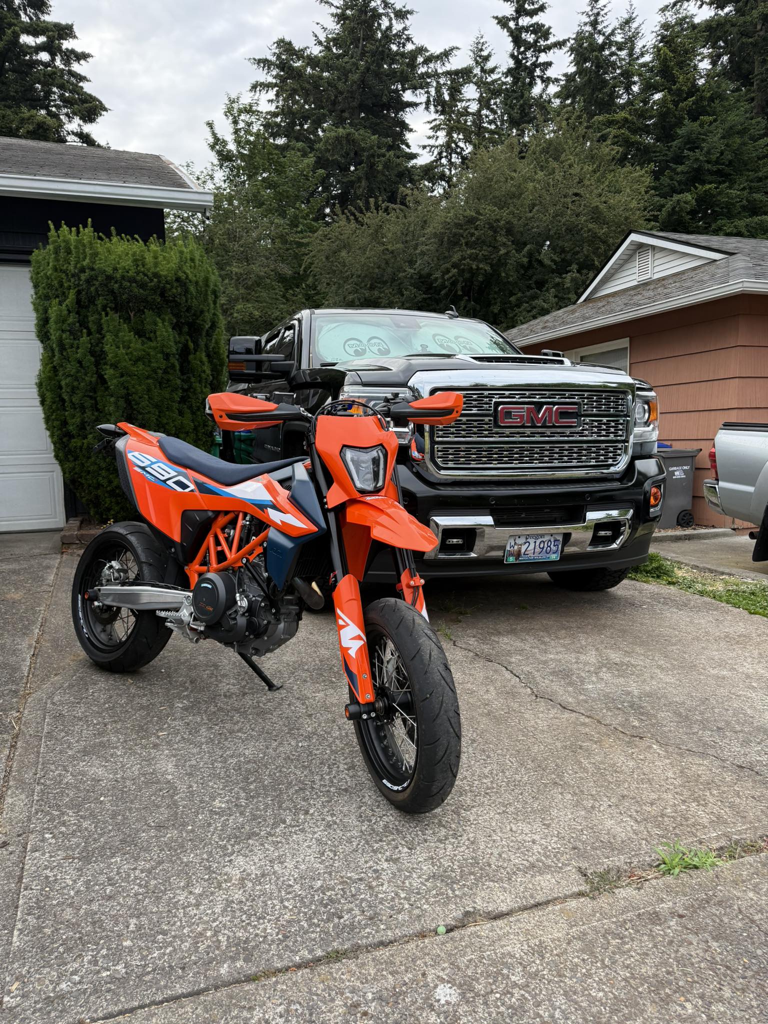 Hey guys new to the fz1 world. Not new to riding. Recently