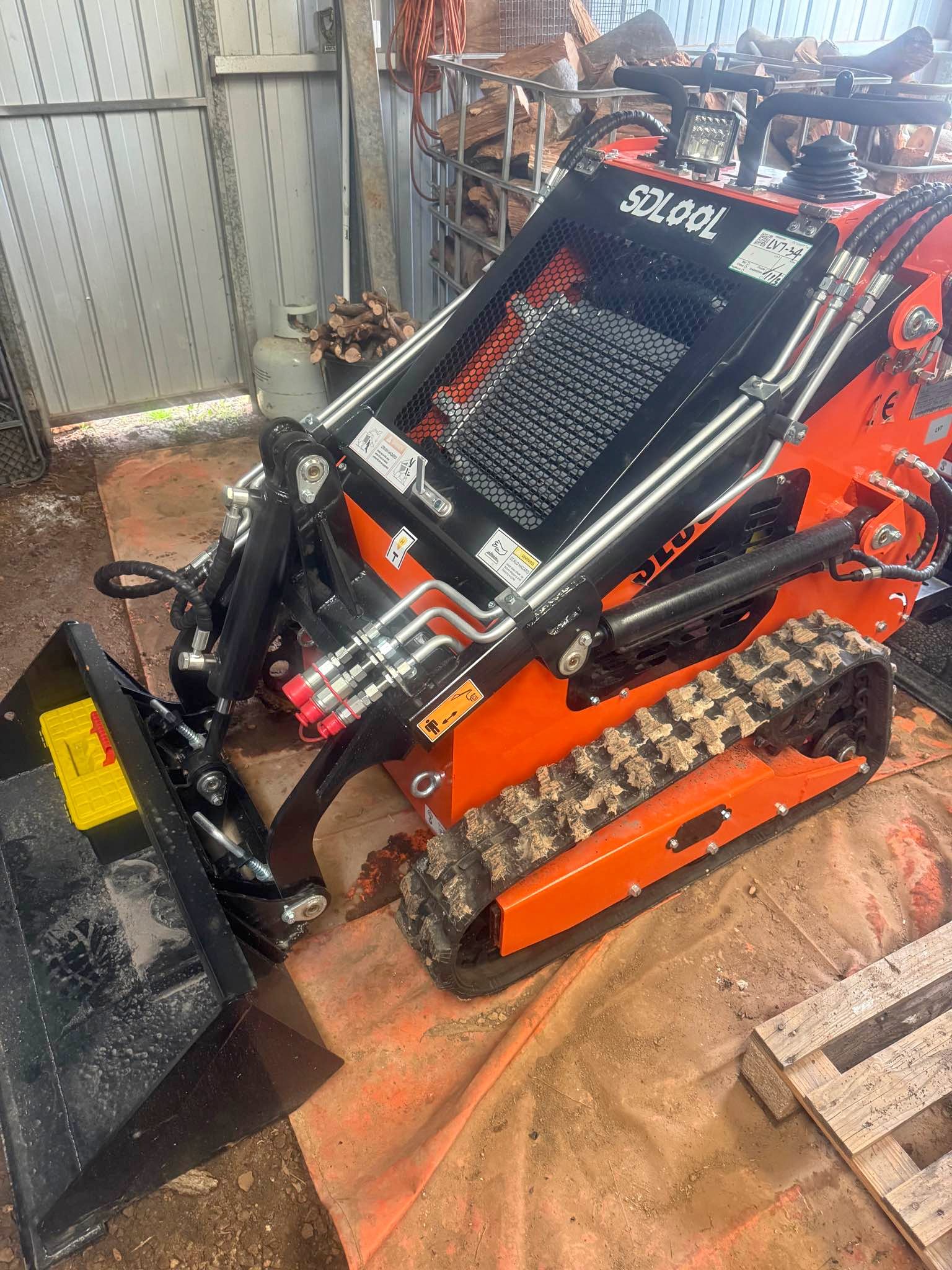 Mini skid steer loader - Snow Blowers - Clare, South Australia ...