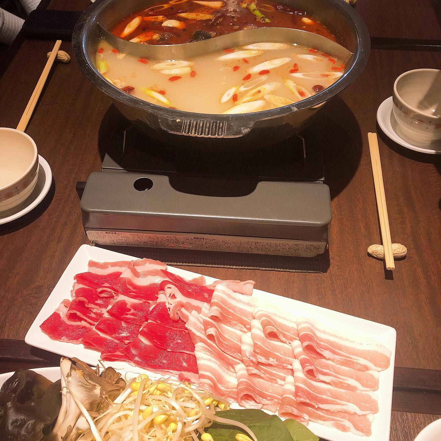 四川火鍋船橋将軍 夏バテしないため 火鍋はいかがですか グルメ 火鍋 中華料理 スーパー春雨 船橋 また行こう カキ えび ホタテ ホンビノス 鸭血 孜然心管 四川火锅 うまいランチ 安い ボリューム Facebook
