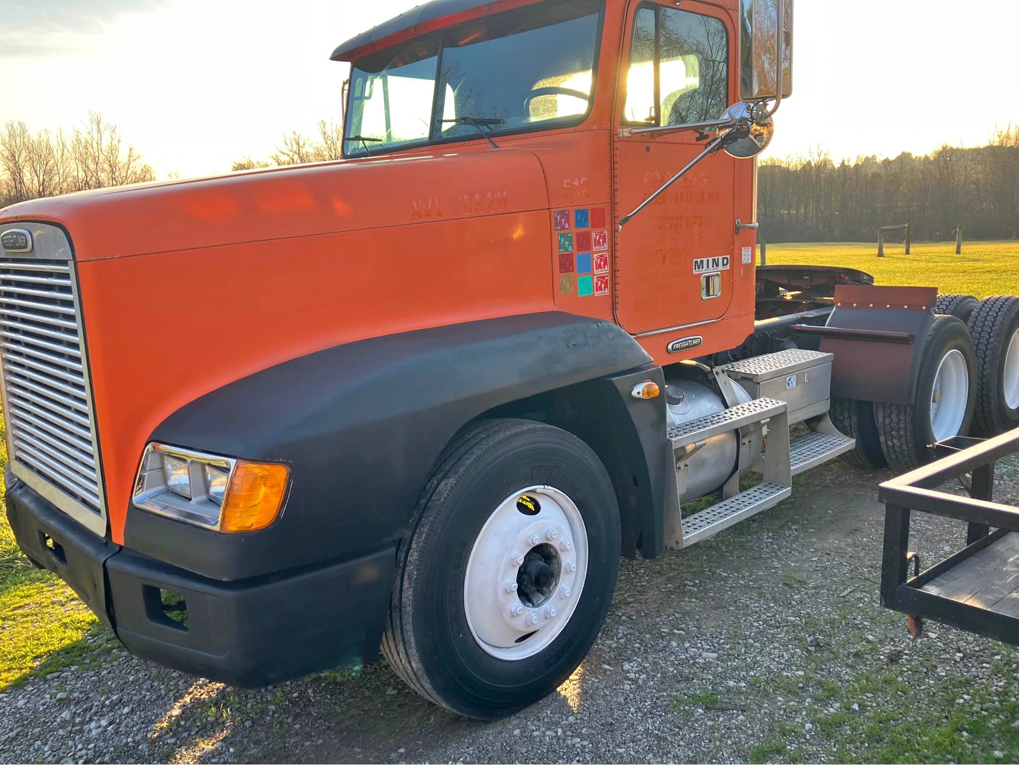 2000 Freightliner Day cab Frht - Commercial Vehicles - Carroll, Ohio ...