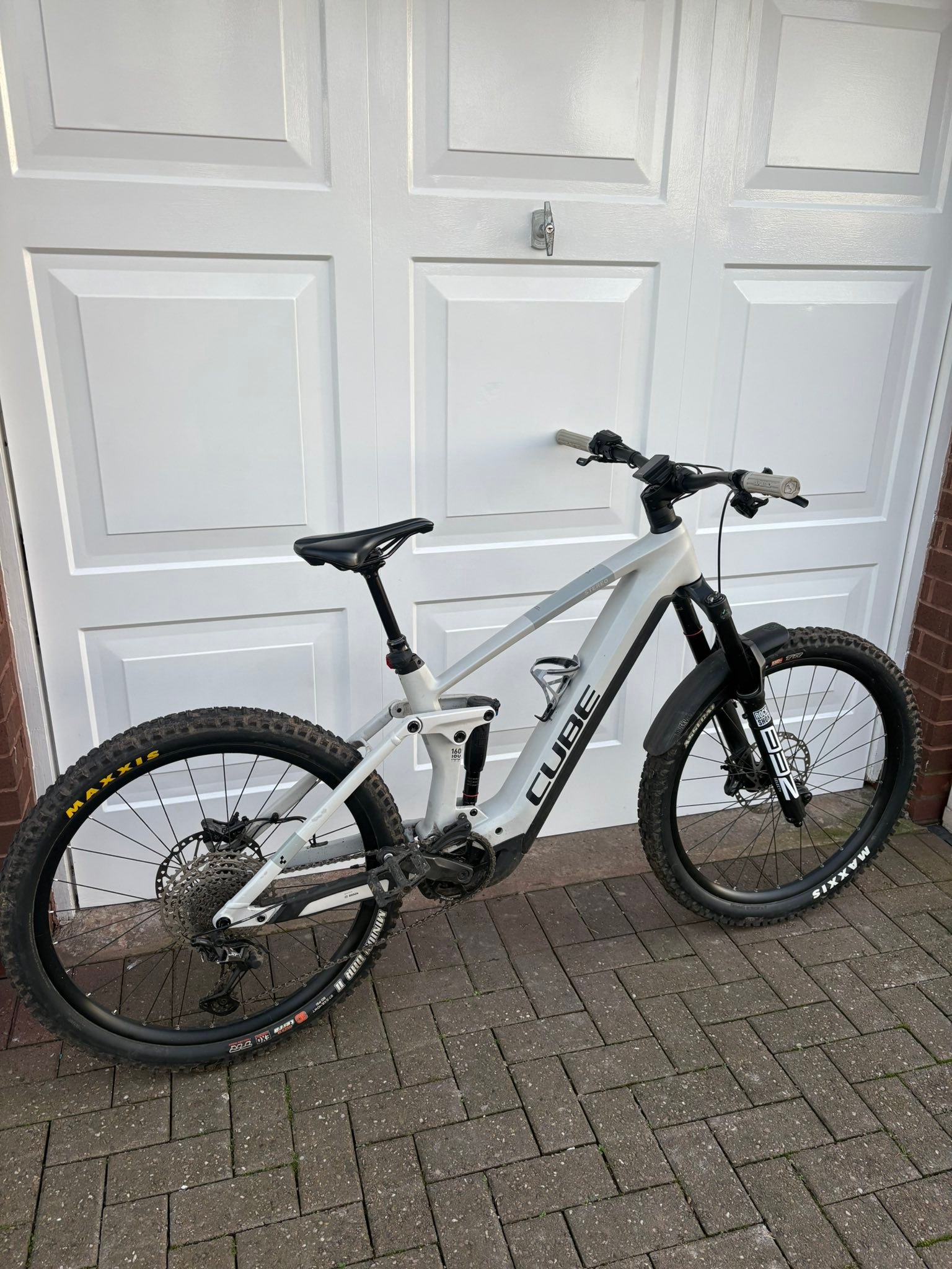gepäckträger für e mountainbike fully Fahrrad Gepäcktrager 26-29 Zoll mit Gepäcknetz Brillenaufbewahrungsbox | Store It comp Breite:100cm (39