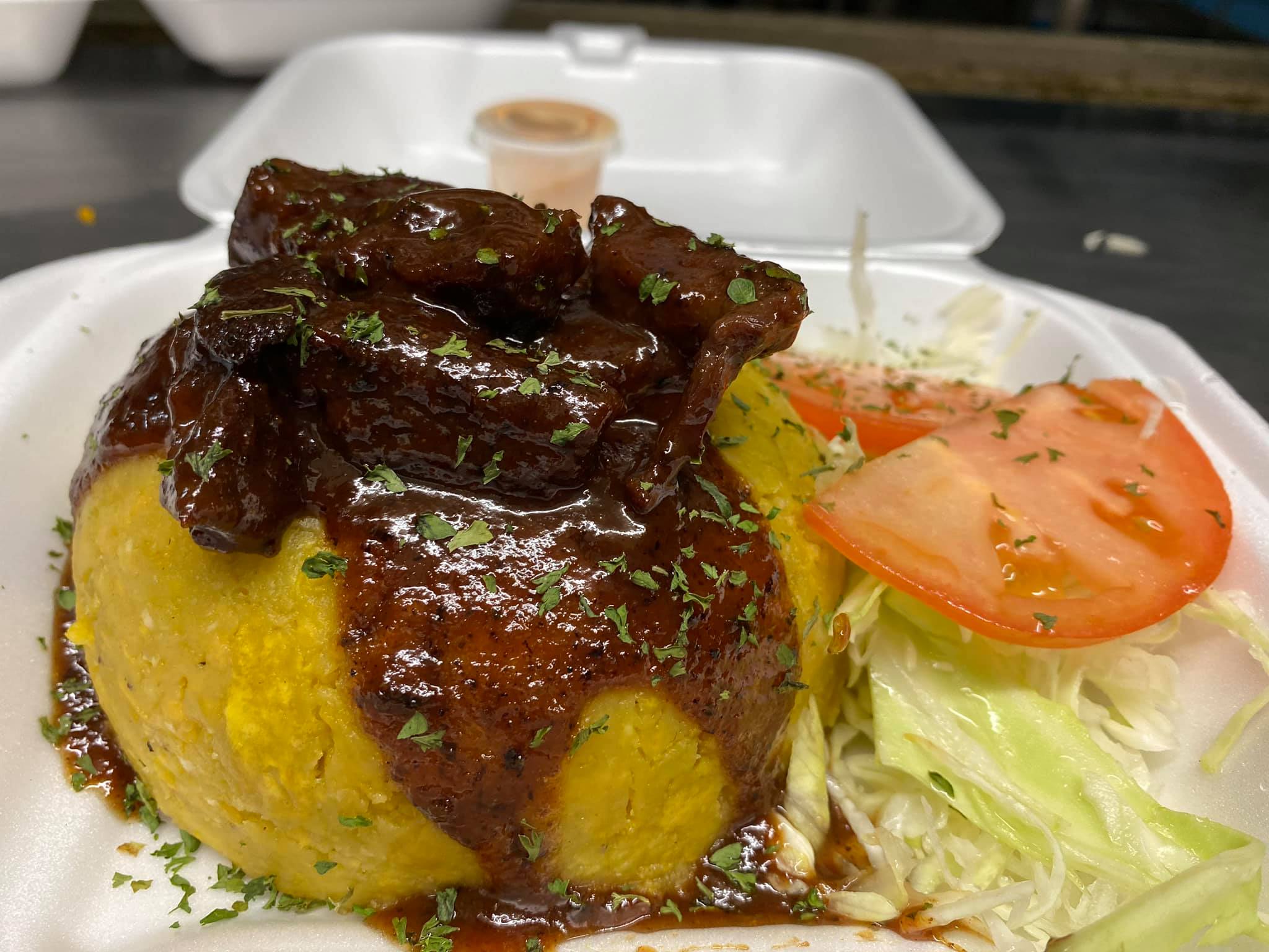 Mofongo relleno de churrasco ^... - El Rancho Don Julio