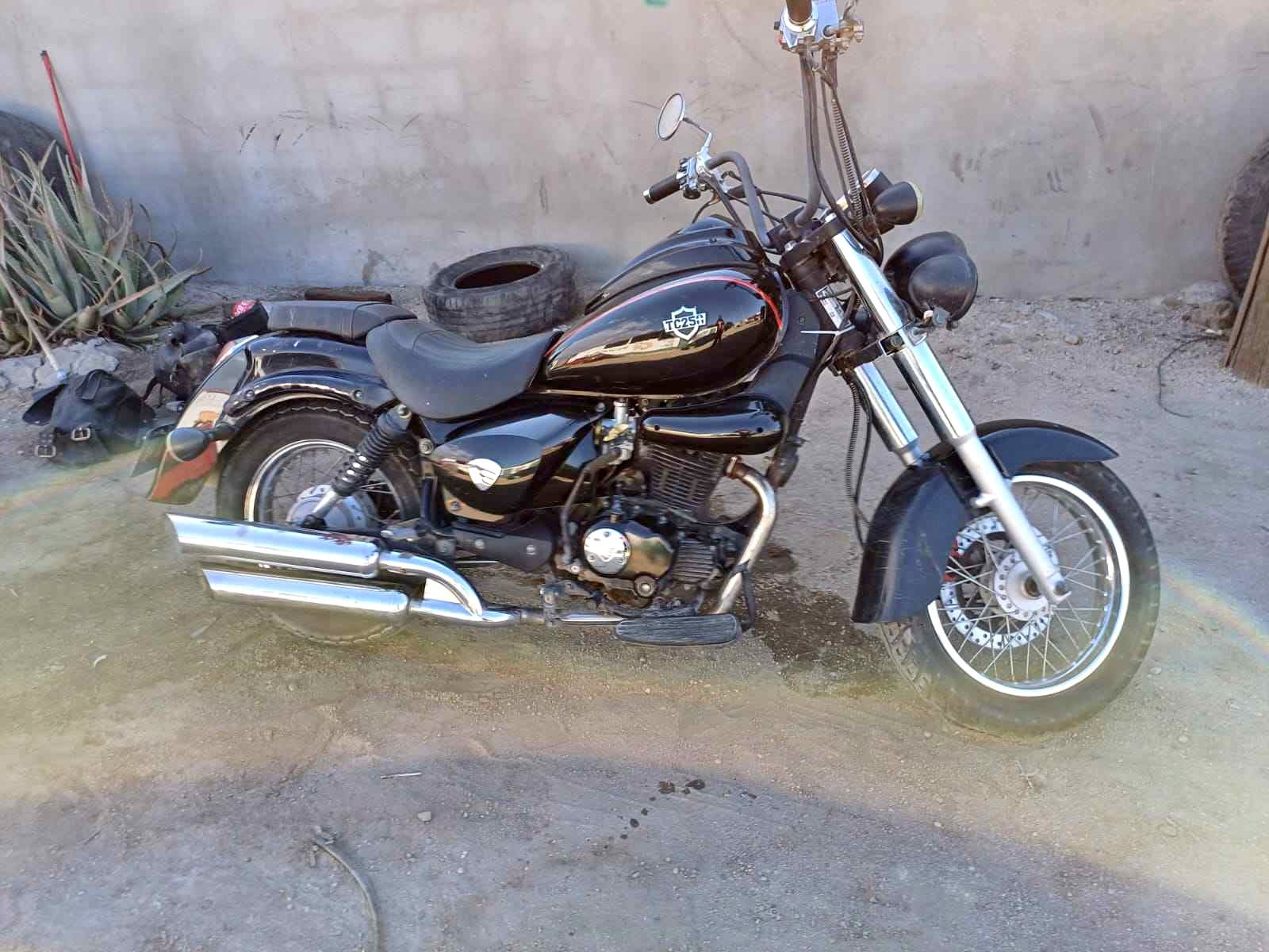 2021 Italika Choper