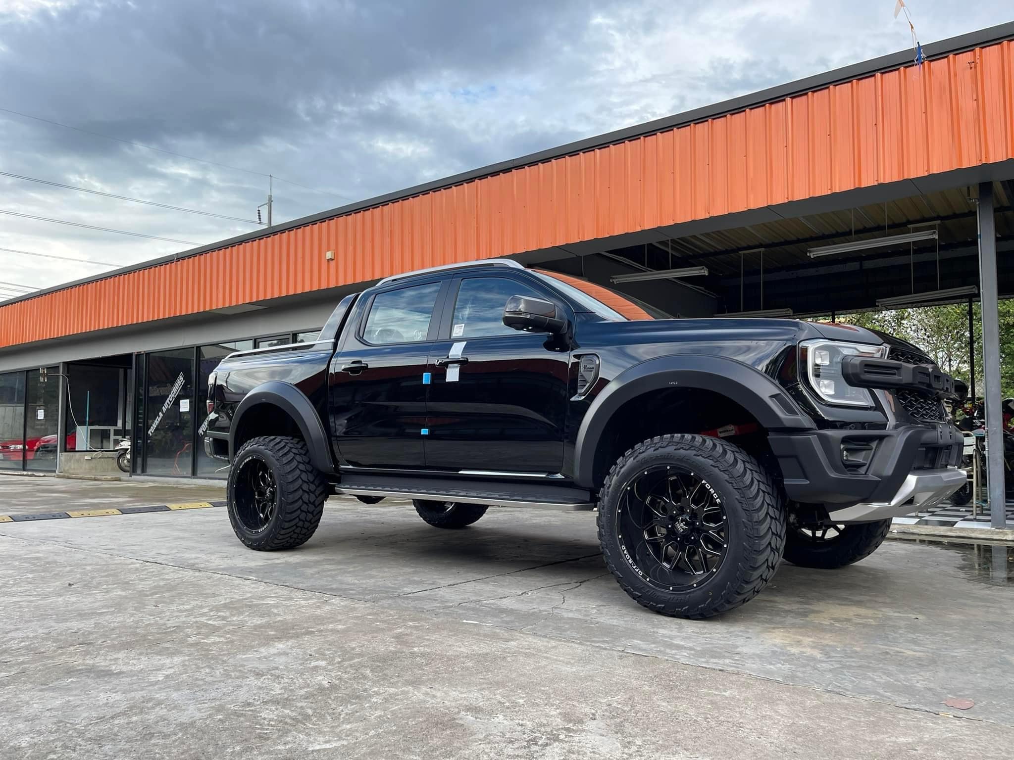 ส่งงานติดตั้งปีก FORD RANGER NEXT GEN... - Tonkla Autocross | Facebook