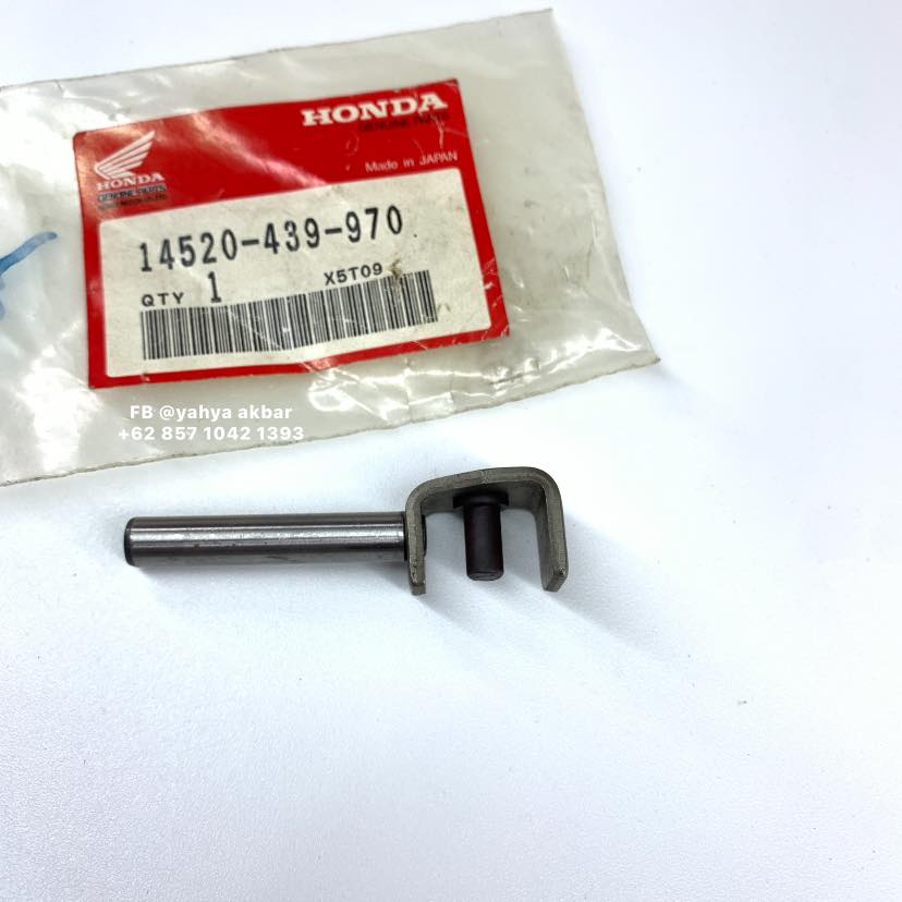 Stut tonjokan tensioner / Shaft holder tensioner Honda CB100 GL100