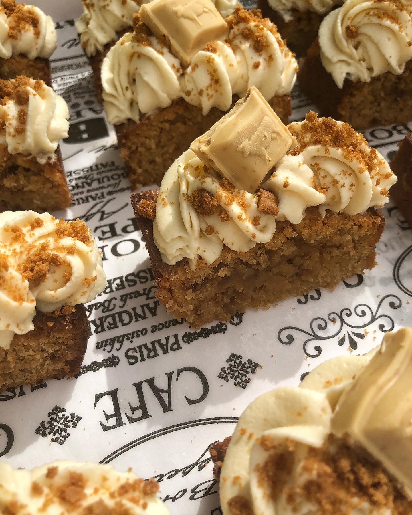 Shoval Sweets - שבועות כבר כאן ואיתו המארזים שיעשו לכם את... | Facebook
