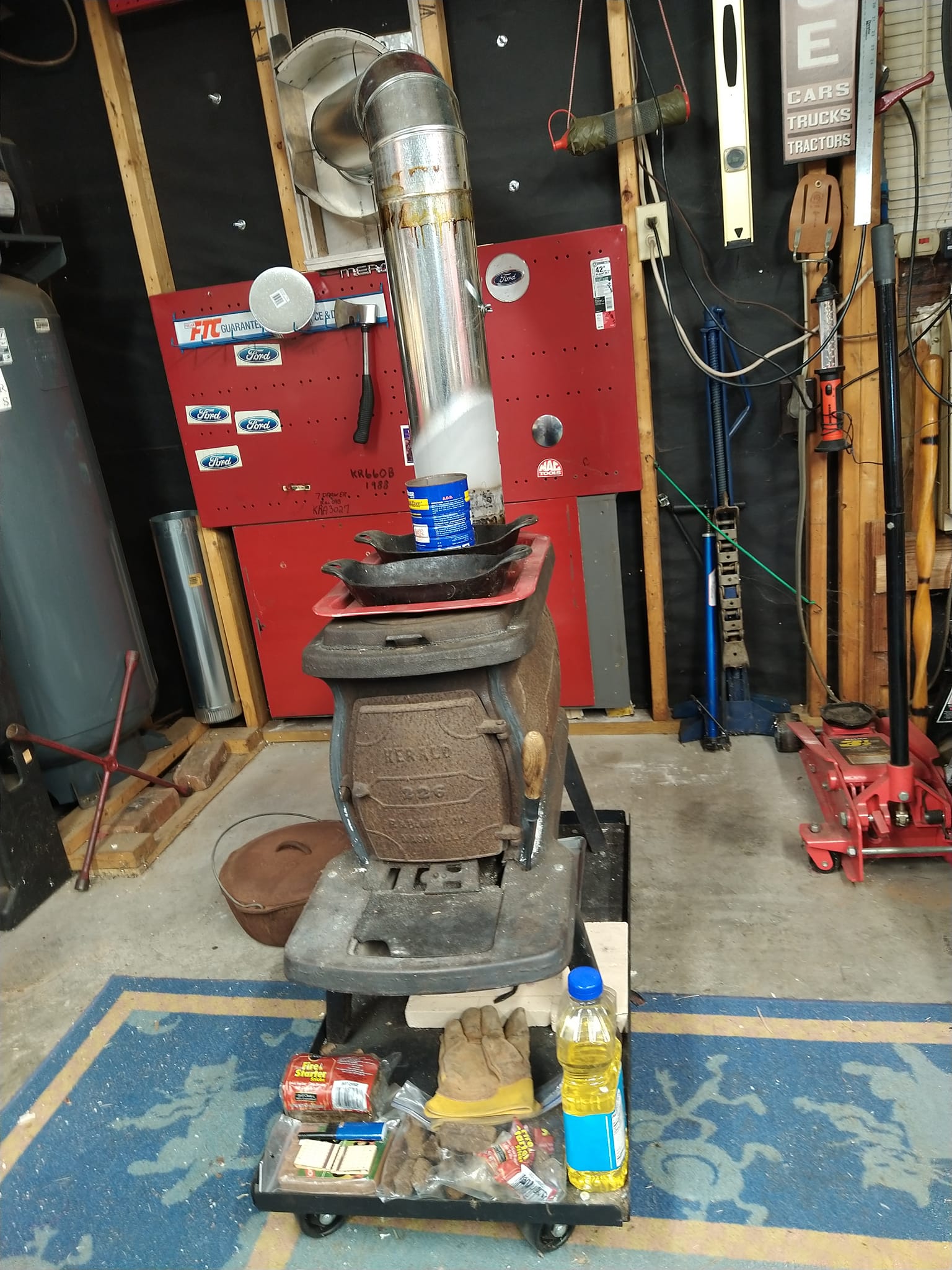 What is Herald No 222 stove by P and B Mfg Co?
