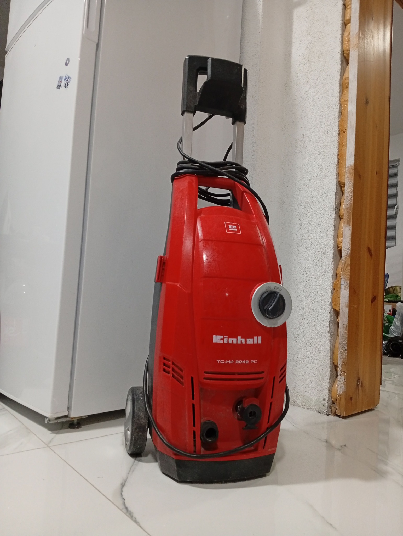 elfbar elfa kaufen AKU VAP ZA PRANJE AUTA sa 2 BATERIJE – Optimum Store