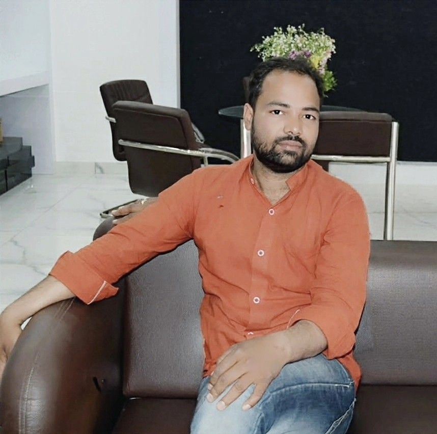 Ravi Journalist
