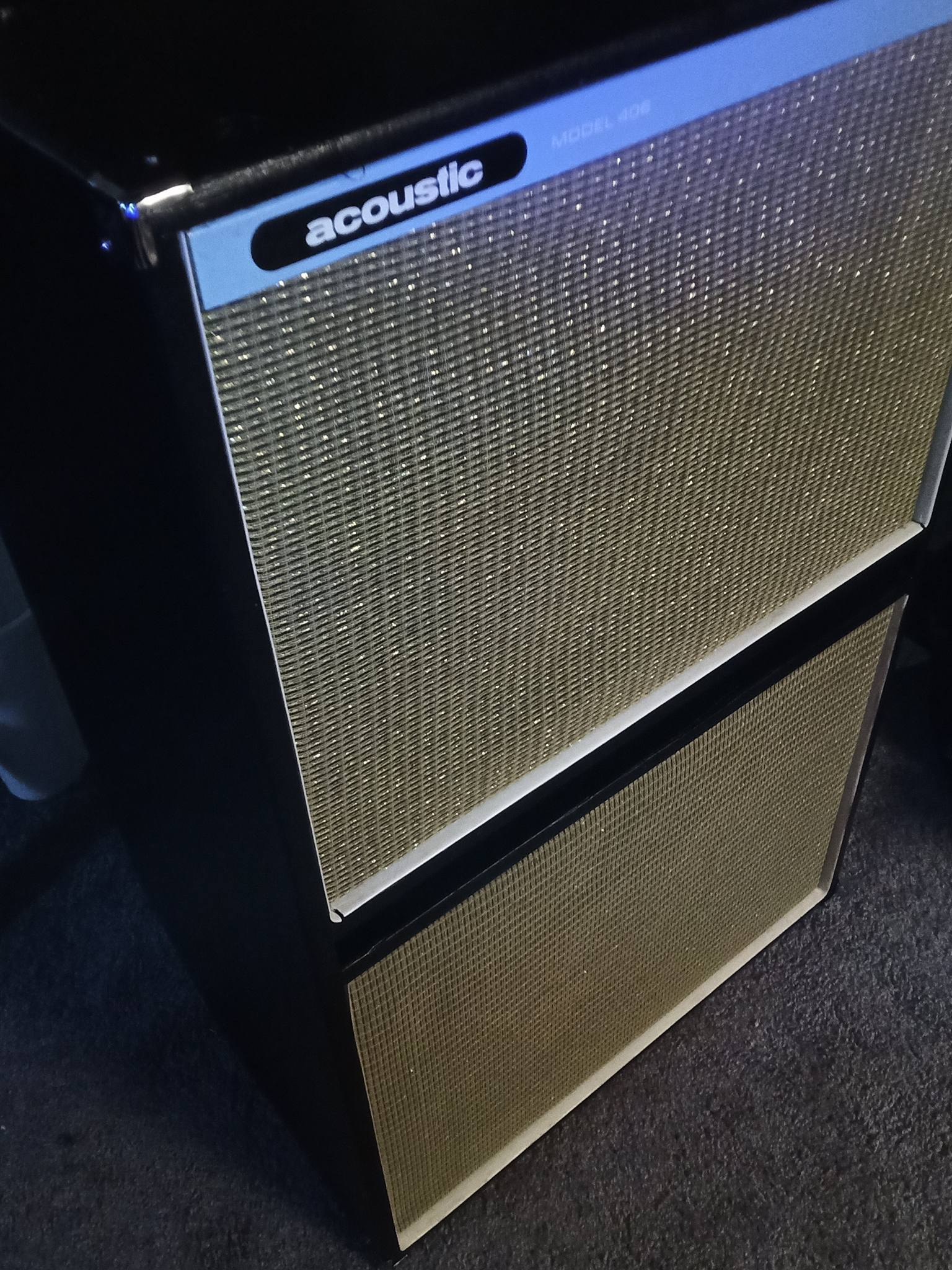 What is the model of the woofer in the Acoustic Control Corp 406