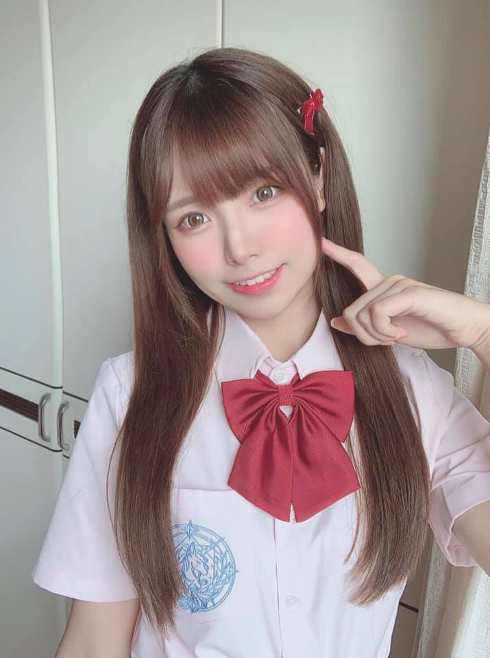 制服リーユウ♥️ - Liyuu - 黎獄 粉絲後援會 Create by fans