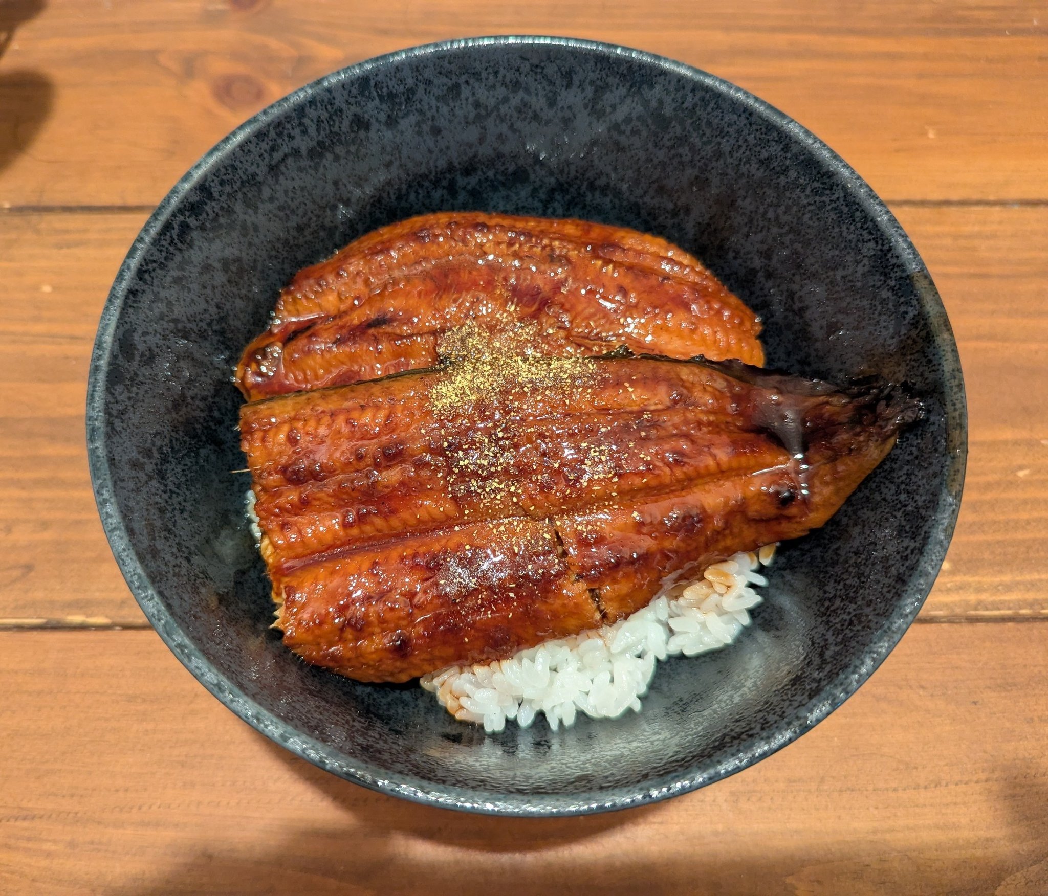 きょう何食べた？ | 今日のお昼ご飯は、鰻丼と鰻の白焼きにしました | Facebook