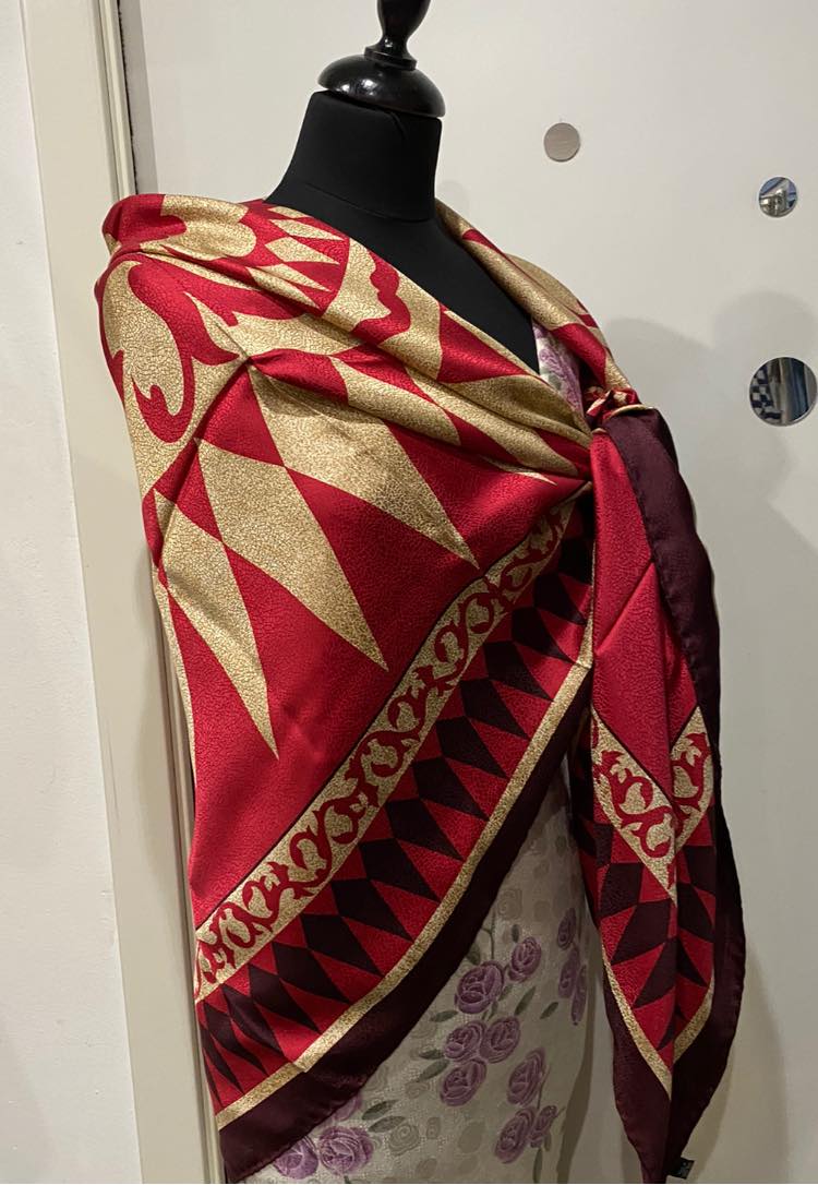 Foulard En Soie Roberto Capucci Multicolore - Occasion, écharpe Luxe Vintage Pour Femme