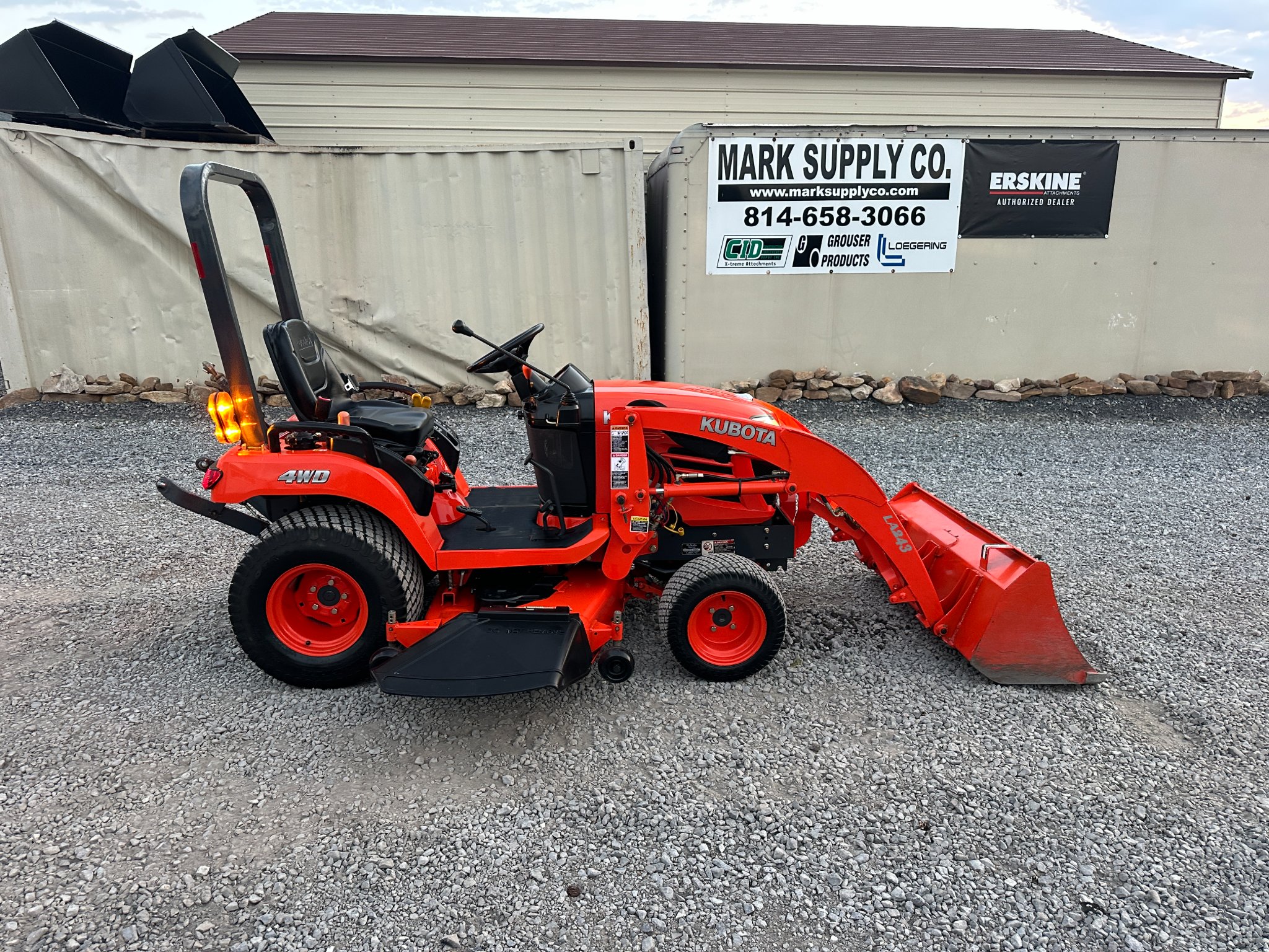 2008 Kubota BX2350 Sub Compact Tractor Loader 60
