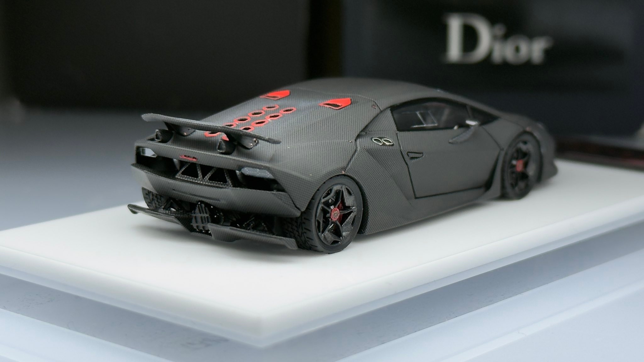 Lamborghini Sesto Elemento 1:64 by Demon Zone