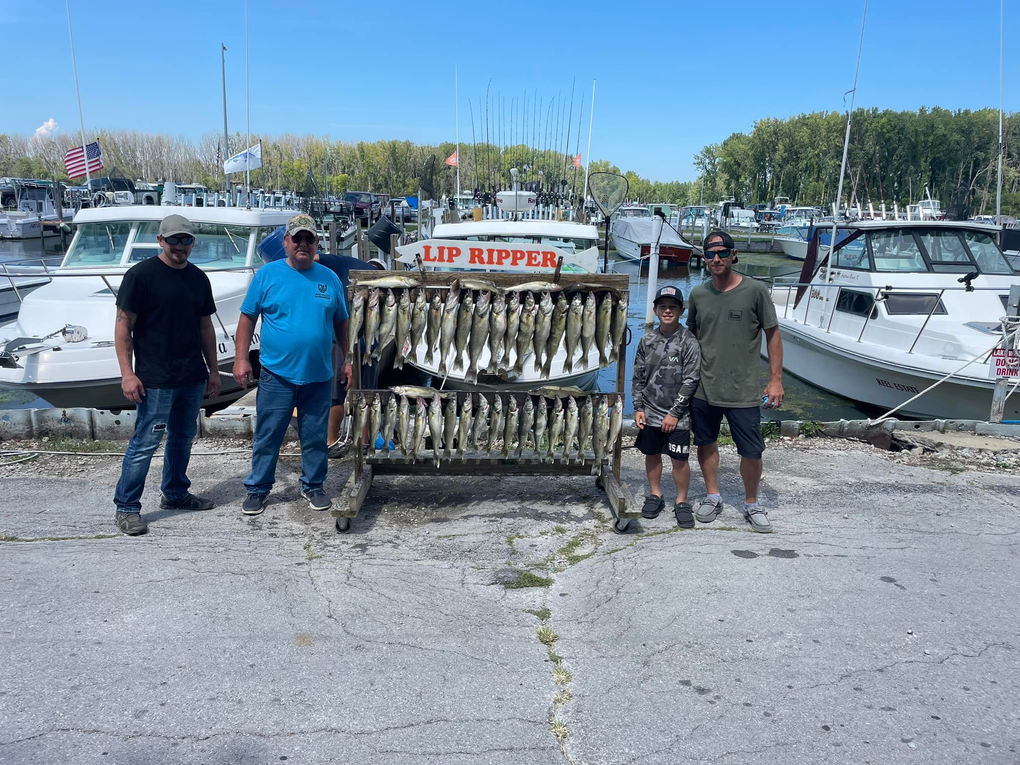 Lip Ripper Fishing Charters... - Lip Ripper Fishing Charters