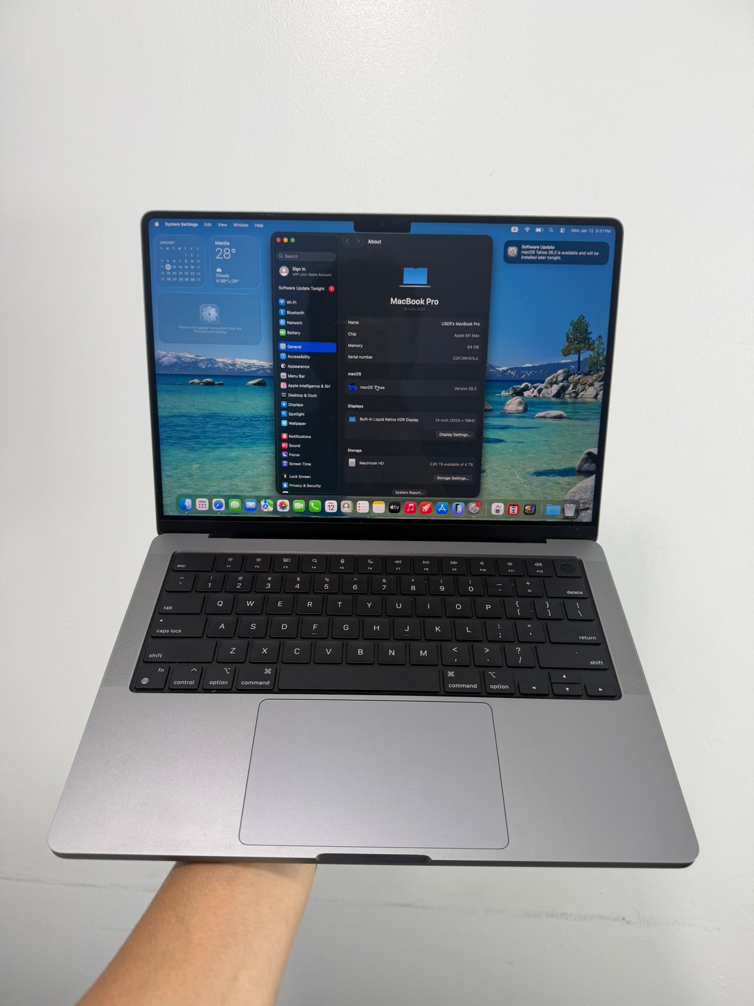 Pre-loved MacBook Pro 14