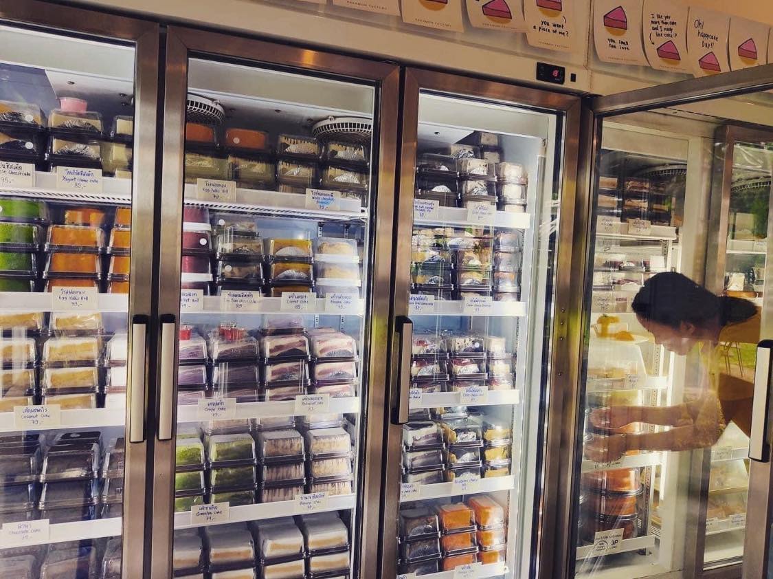 วันนี้ภคมน เปิดบ้านรังสรรค์เค้ก... - Pakamon Factory เจ็ดยอด