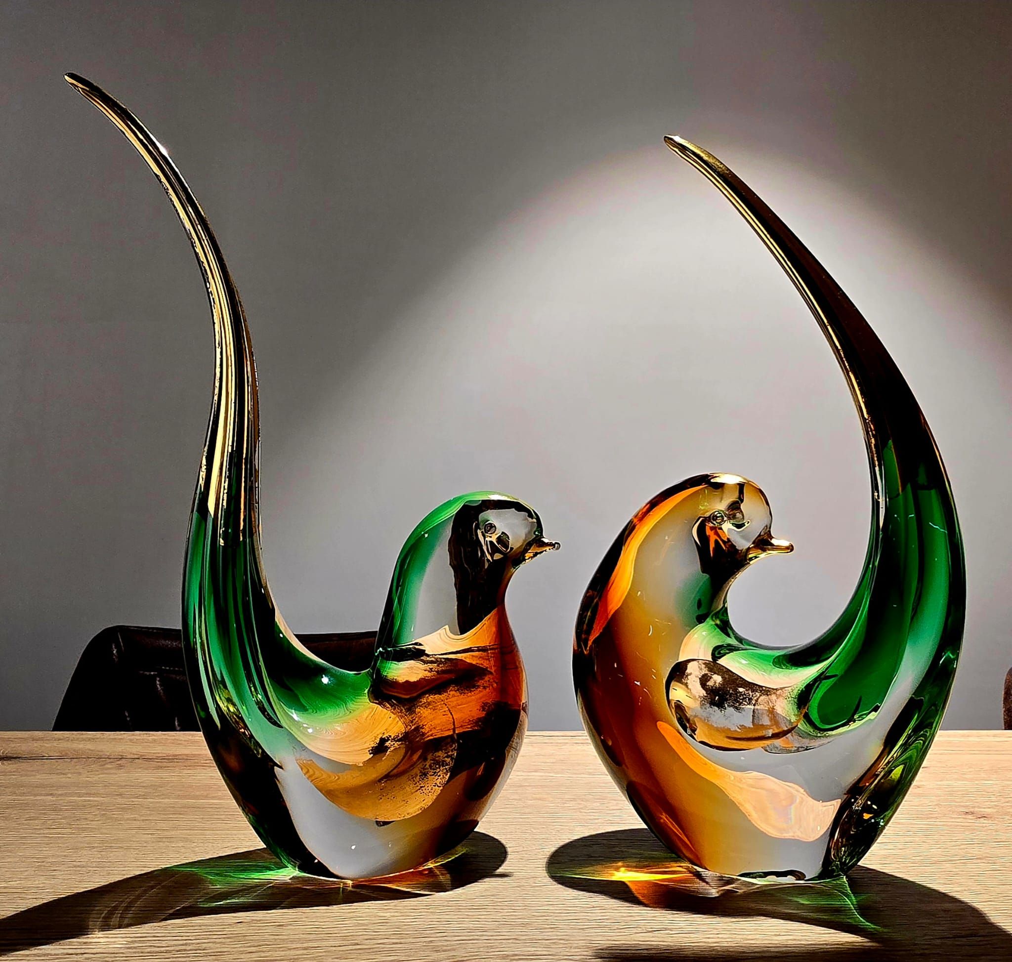 Pair of Marcolin Sardinia crystal swans. Handmade in Italy. Full