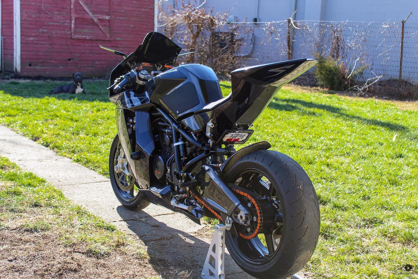 The KTM 1190 RC8 is an absolute monster of a bike 😱 @ewall09