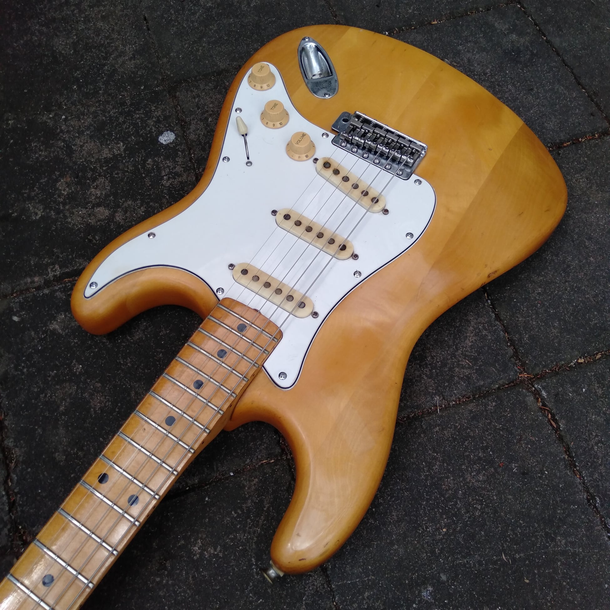 This '77 Matsumoku made Aria Pro II Stagecaster is heading to the