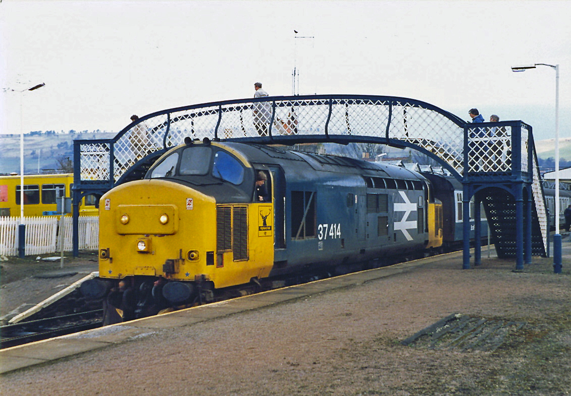 Rail Thing - 80s UK Railscene | 37414 Dingwall 80's | Facebook