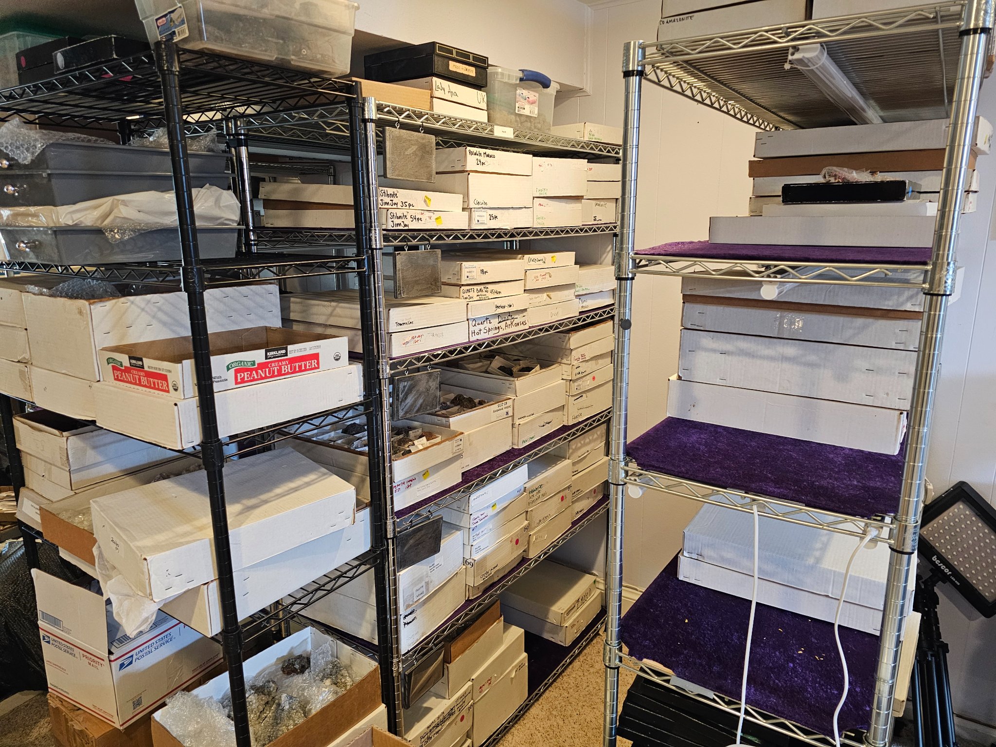 💎 MASSIVE Crystal & Gemstone Collection - Store Closeout | Wholesale ...