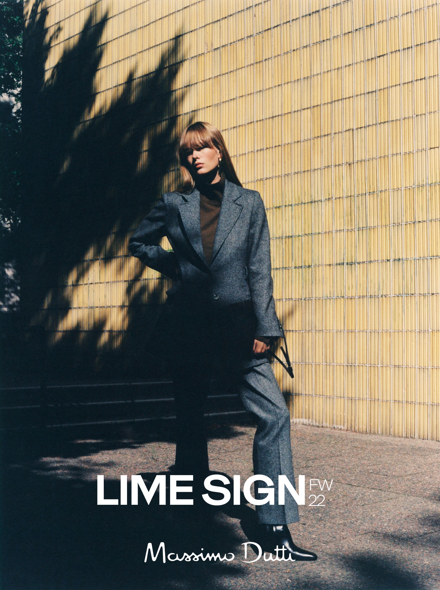 Massimo Dutti - LIME SIGNㅣ클래식의 계절, 차분한 컬러의 슈트가 잘 어울리는... | Facebook