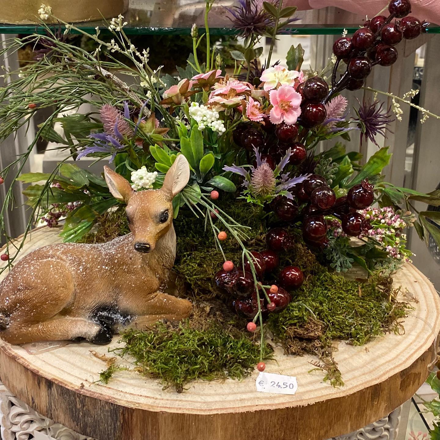 Traumhaft schöne Herbst-Gestecke 🍂 . . . . . #knuellermarkt #duisburg #blumen #herbstdeko #dekoideen #deko #diy #herbstdekoration #dekoration #wohninspo #dekoidee #herbstgesteck #geschenkideen #pampasgrass #hochzeitsdekoration #interiordesign