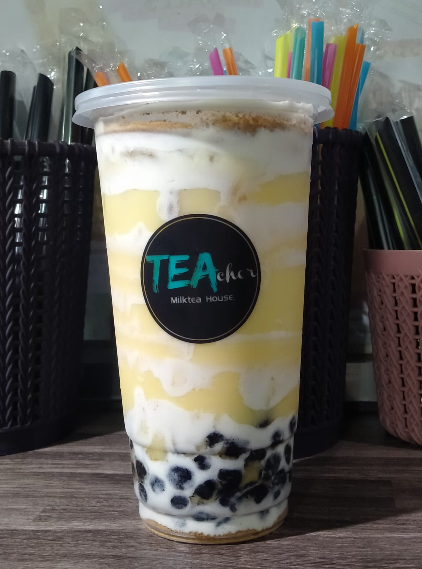 TEAcher Milk Tea House - Mango Graham Cheesecake🥭🥭🥭🥭 For only: 🧋50pesos ...
