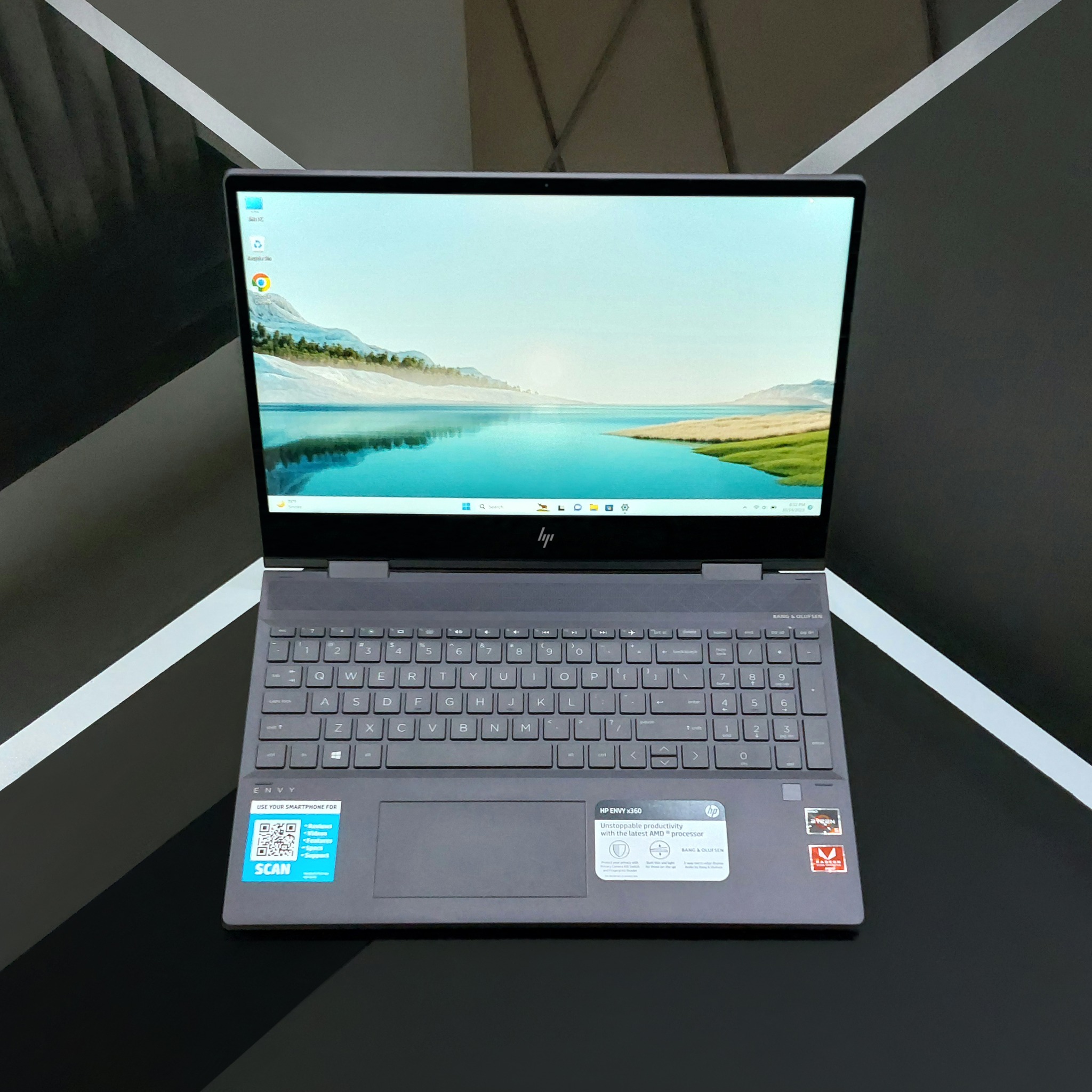 HP Envy x360 Convertible 13-ar0xxx Ryzen 7 2 in 1 Laptop ($650 USD