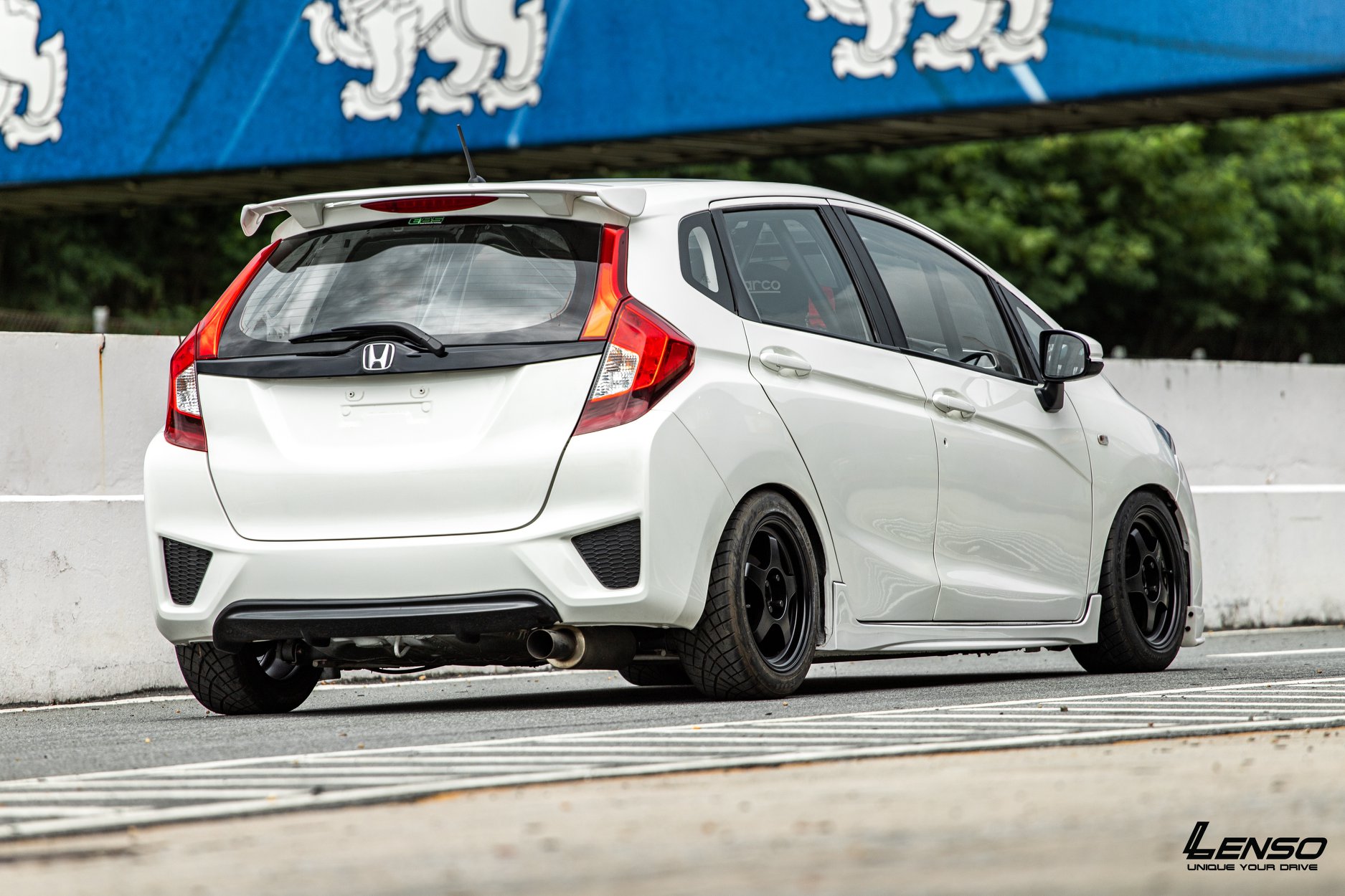 90B ล้อ 5 ก้านสไตล์ Racing... - Lenso Wheels (เลนโซ่ วีล)