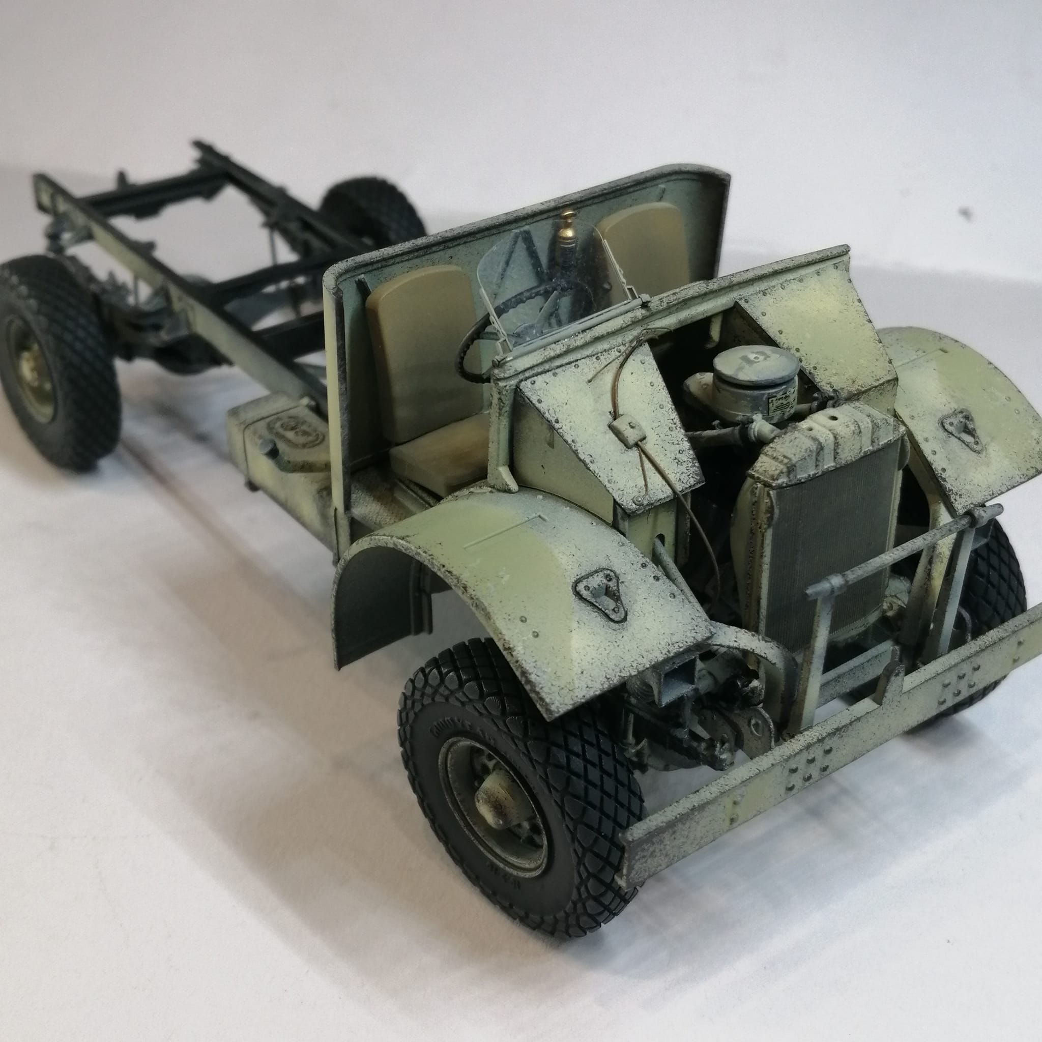 Maquette THUNDER MODEL 1 35 LRDG F30 Patrol Truck with offset rear 1 35