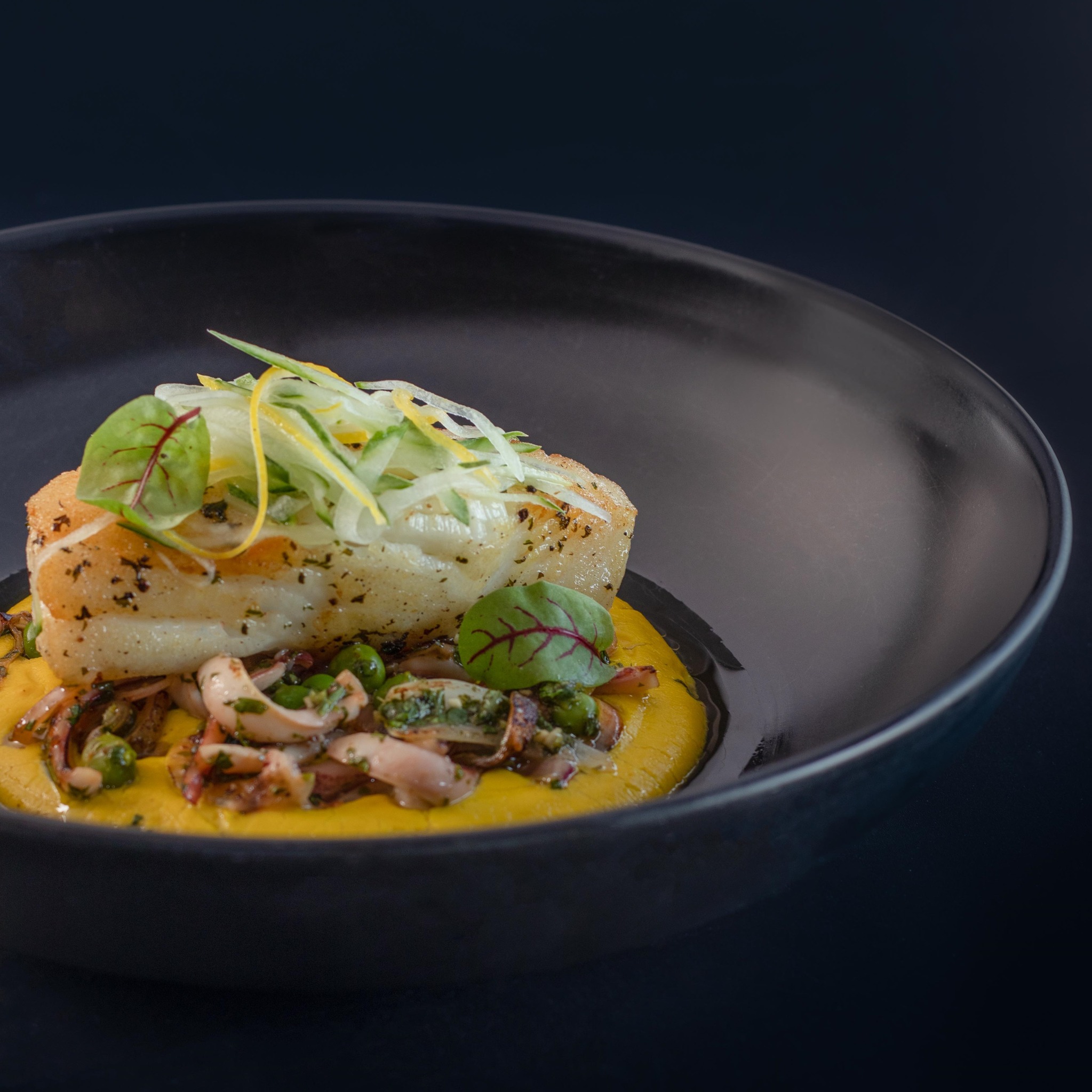 Horizon Rooftop Restaurant & Bar - 𝗣𝗔𝗡-𝗥𝗢𝗔𝗦𝗧𝗘𝗗 𝗦𝗡𝗢𝗪 𝗙𝗜𝗦𝗛 with coal ...