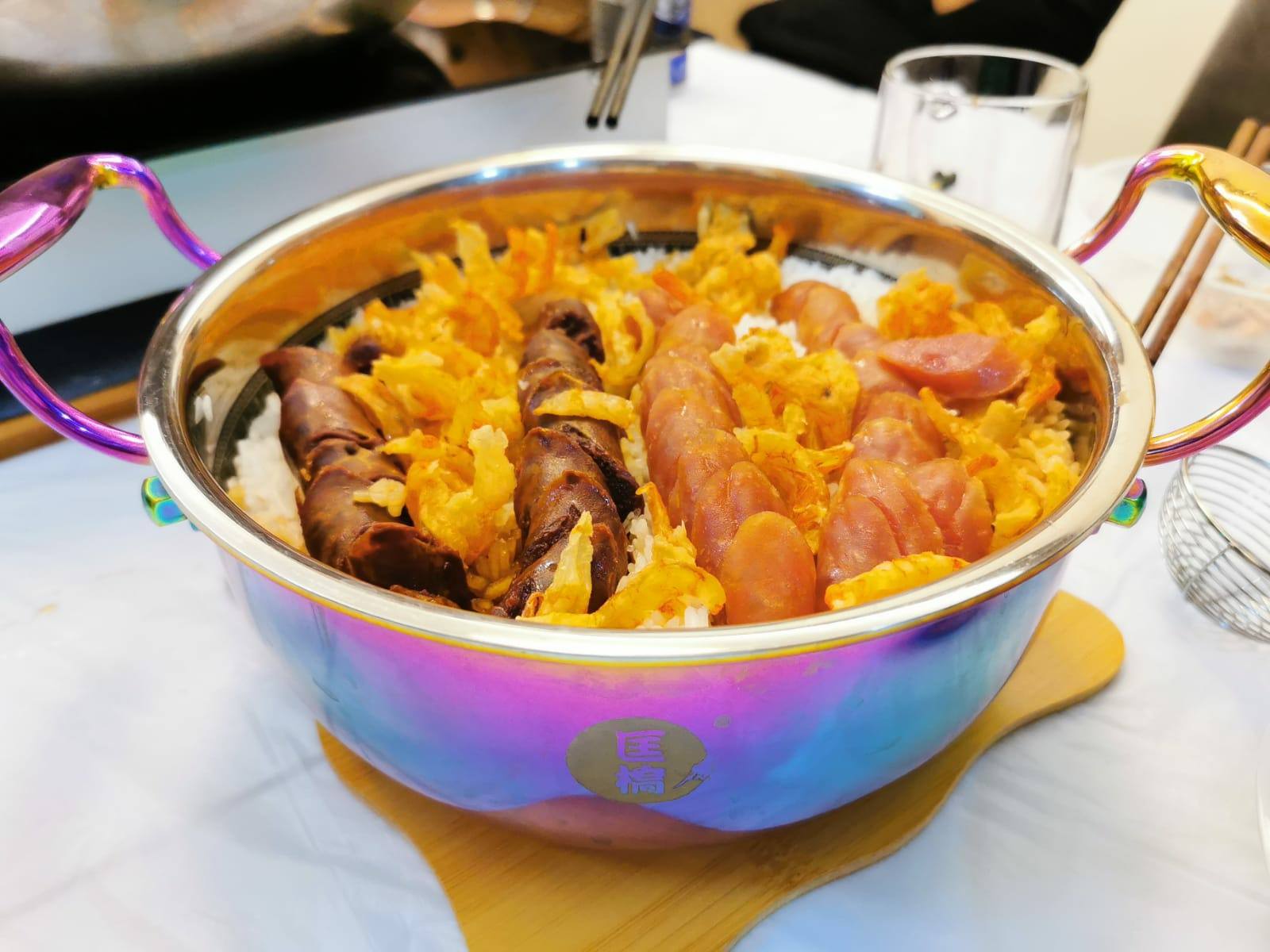 匡橋 - #用家回圖 😋 用 #幻彩匡橋雙耳煲 焗蝦乾臘腸煲仔飯， 原煲上🤩有飯焦😆好味又好睇 #鼎爺推介... | Facebook