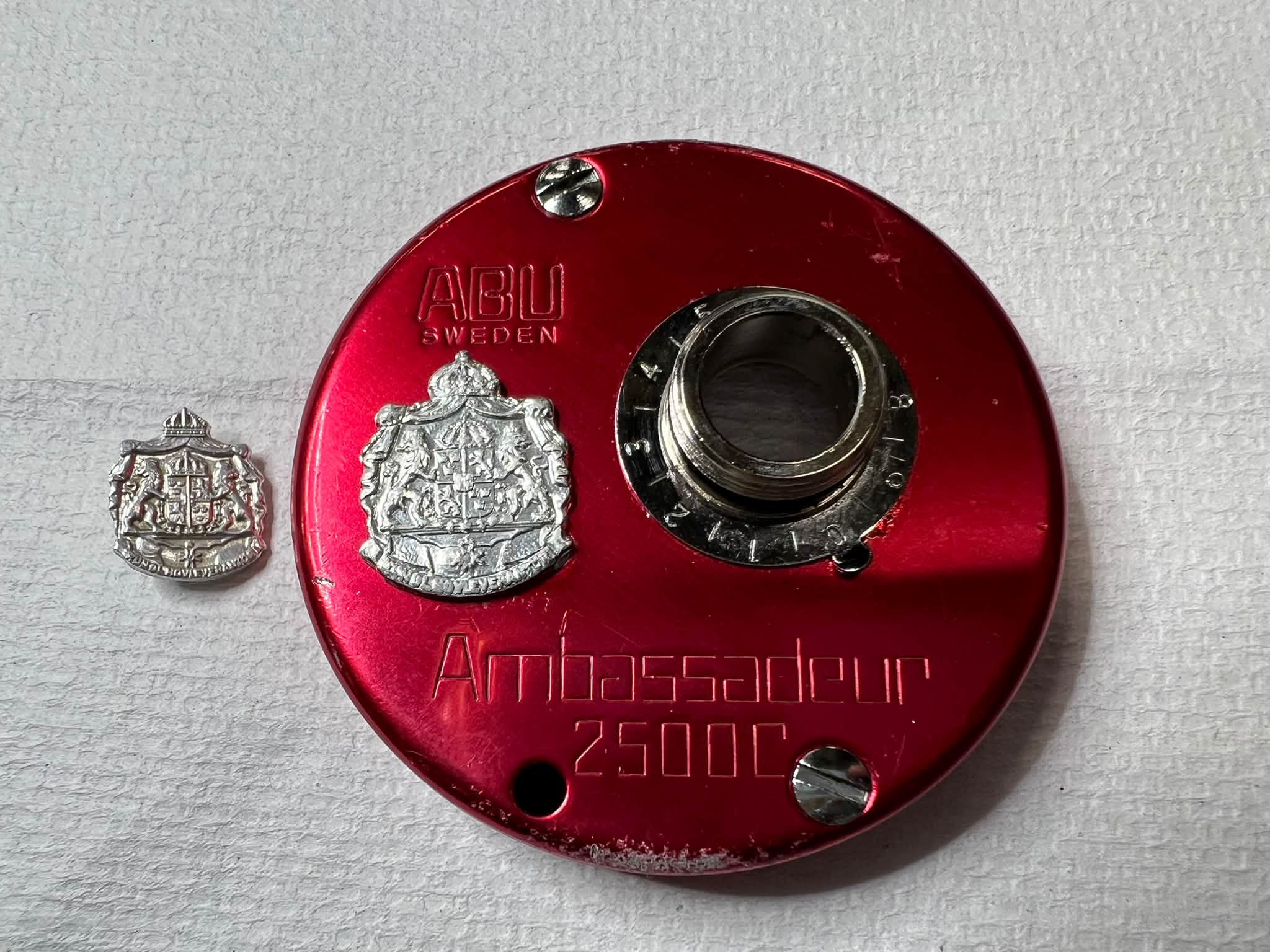 2500C復刻版☺️ キズだらけだったので初期のラージクレストと思ったら