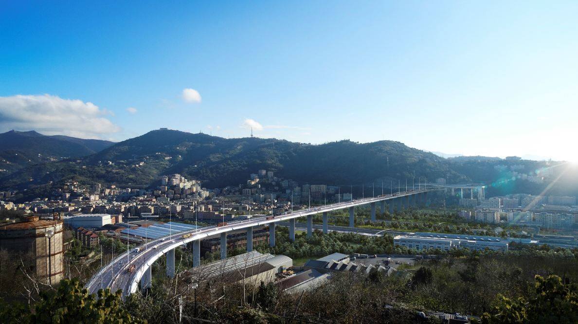 イタリア ジェノバのポルチェベーラ高架橋崩落事故続報 一般社団法人日本アセットマネジメント協会 Facebook