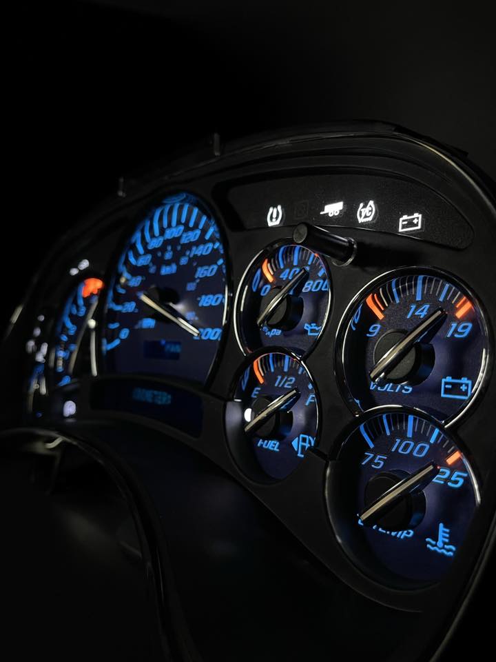 Gauge cluster customization | Facebook