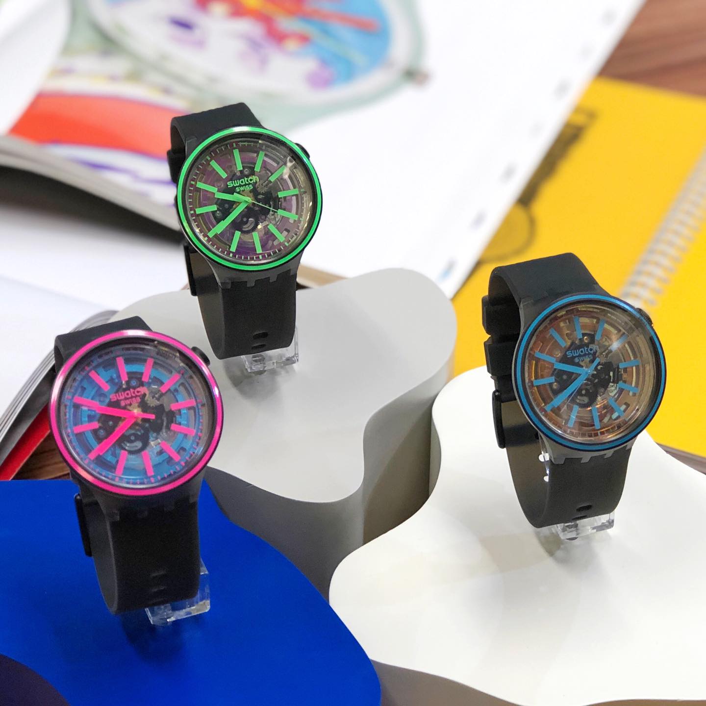 ปันโปร - ⌚️Swatch นาฬิกา BIG BOLD SPECTRUM BLUE TASTE รุ่น 