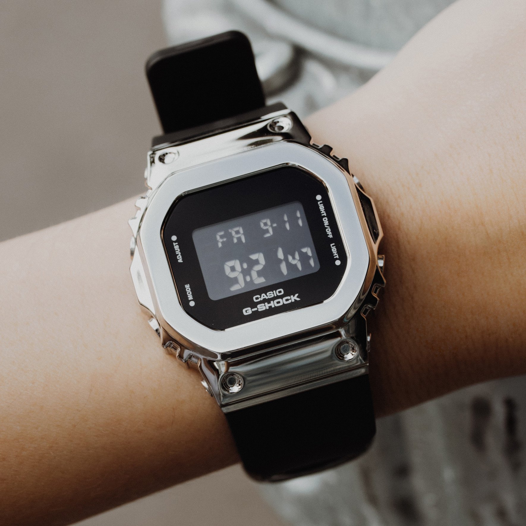 TAP ON THE IMAGE TO SHOP>⁠ ♨️ Hot Favorite: Silver IP bezel 