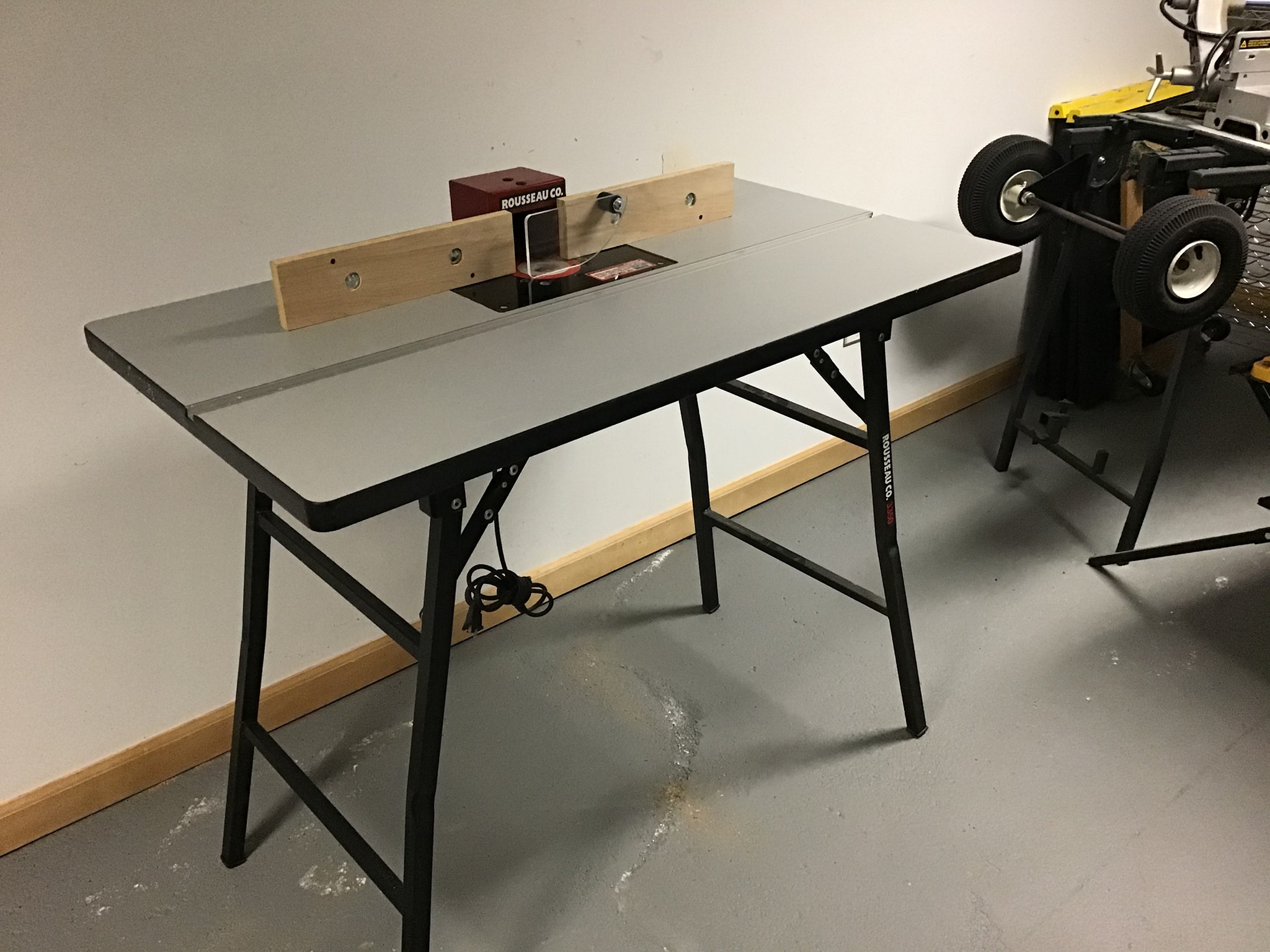 CRAFTSMAN BB0614 ROUTER WITH TABLE