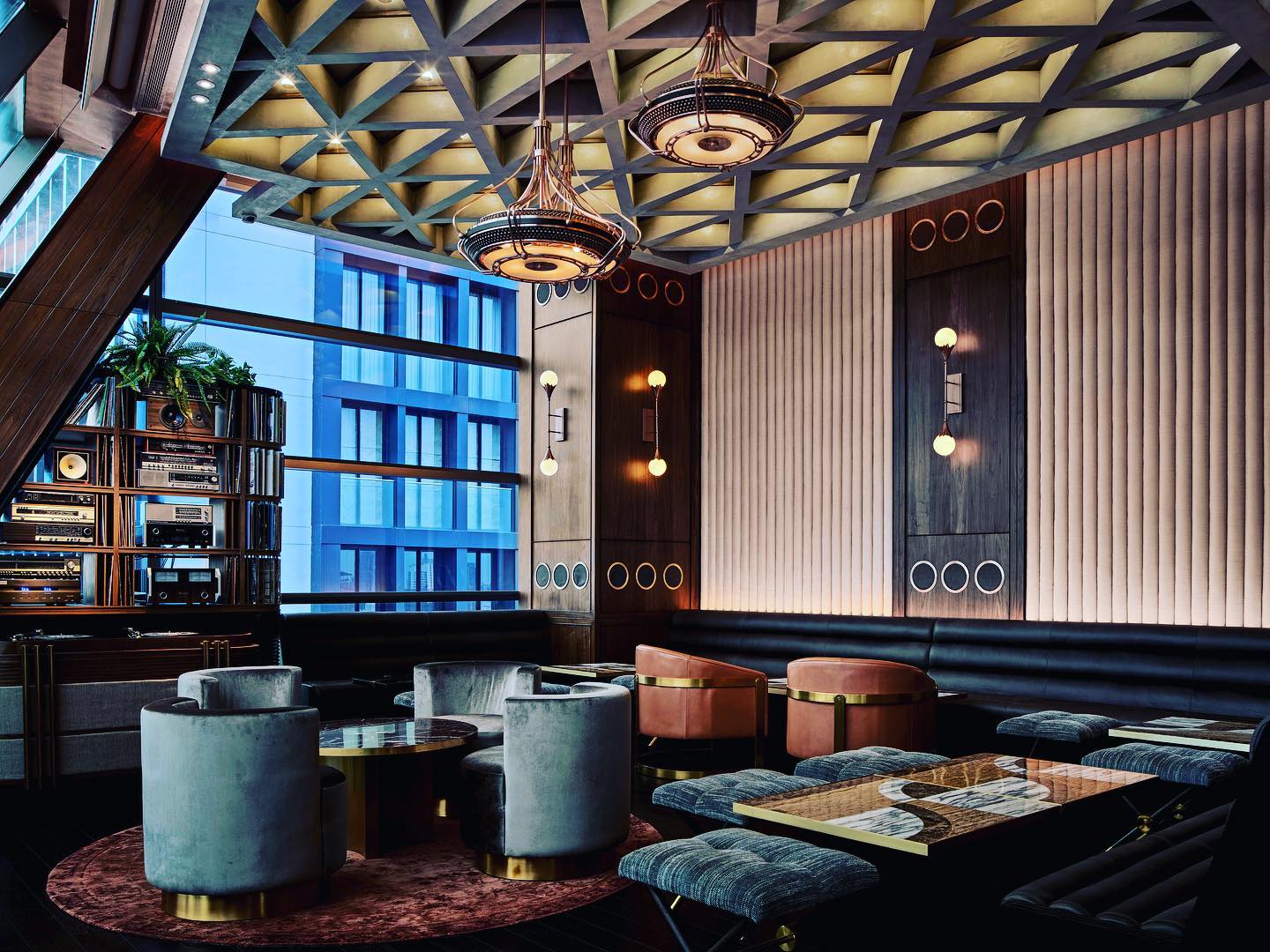 AvroKO - Latest from the Bangkok front: a record bar for...
