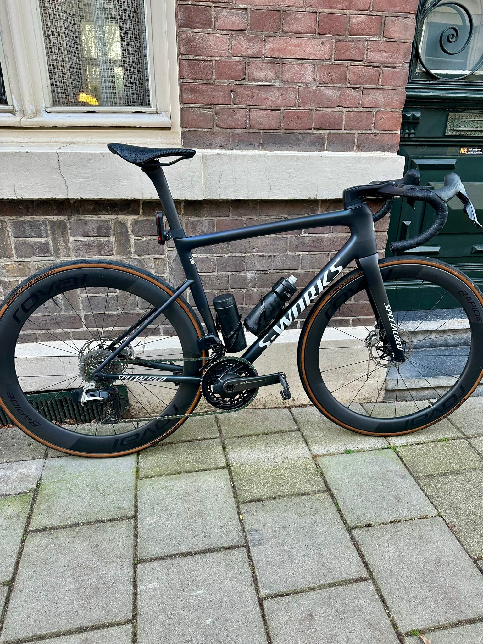 Hi there! Anyone selling this adapter in Europe for the Tarmac SL7