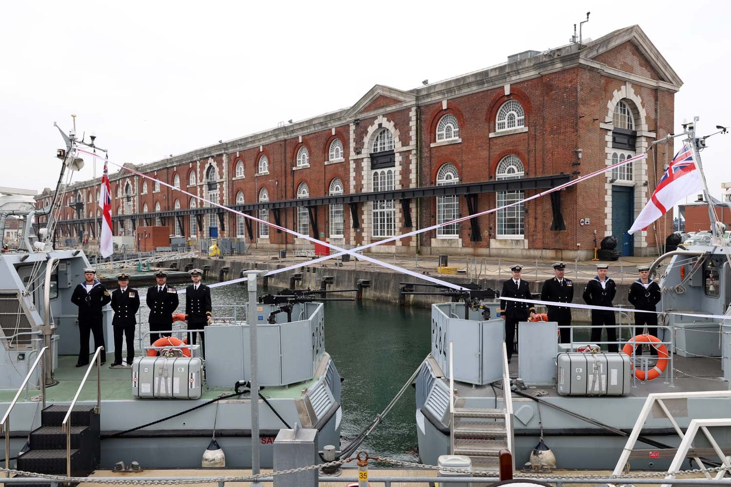 Royal Navy - Farewell old friends... 🇬🇧⚓️ Today we said... | Facebook