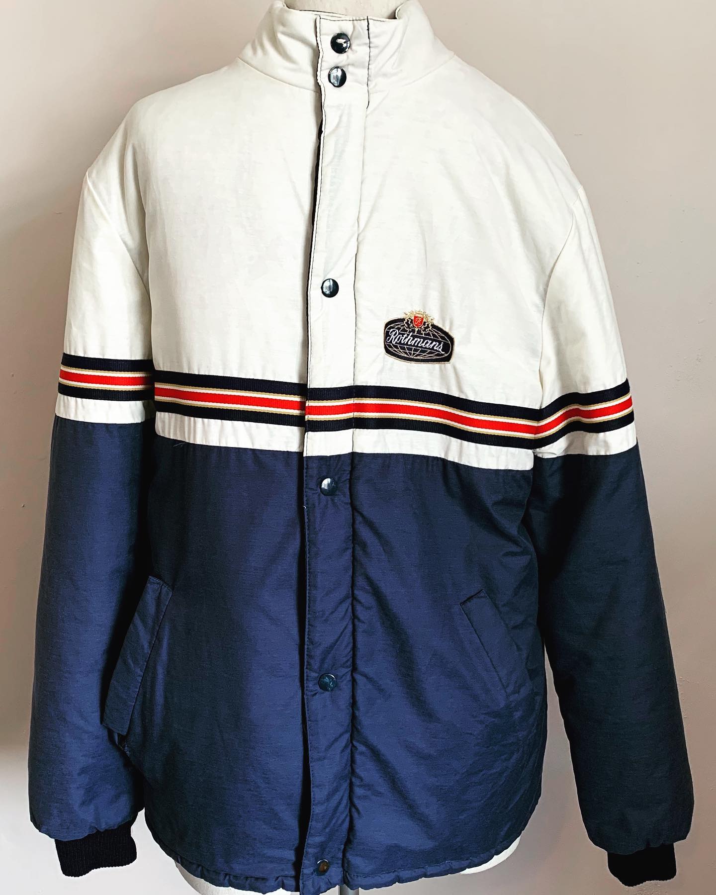 An original iconic Rothmans... - Cotswold Road and Race