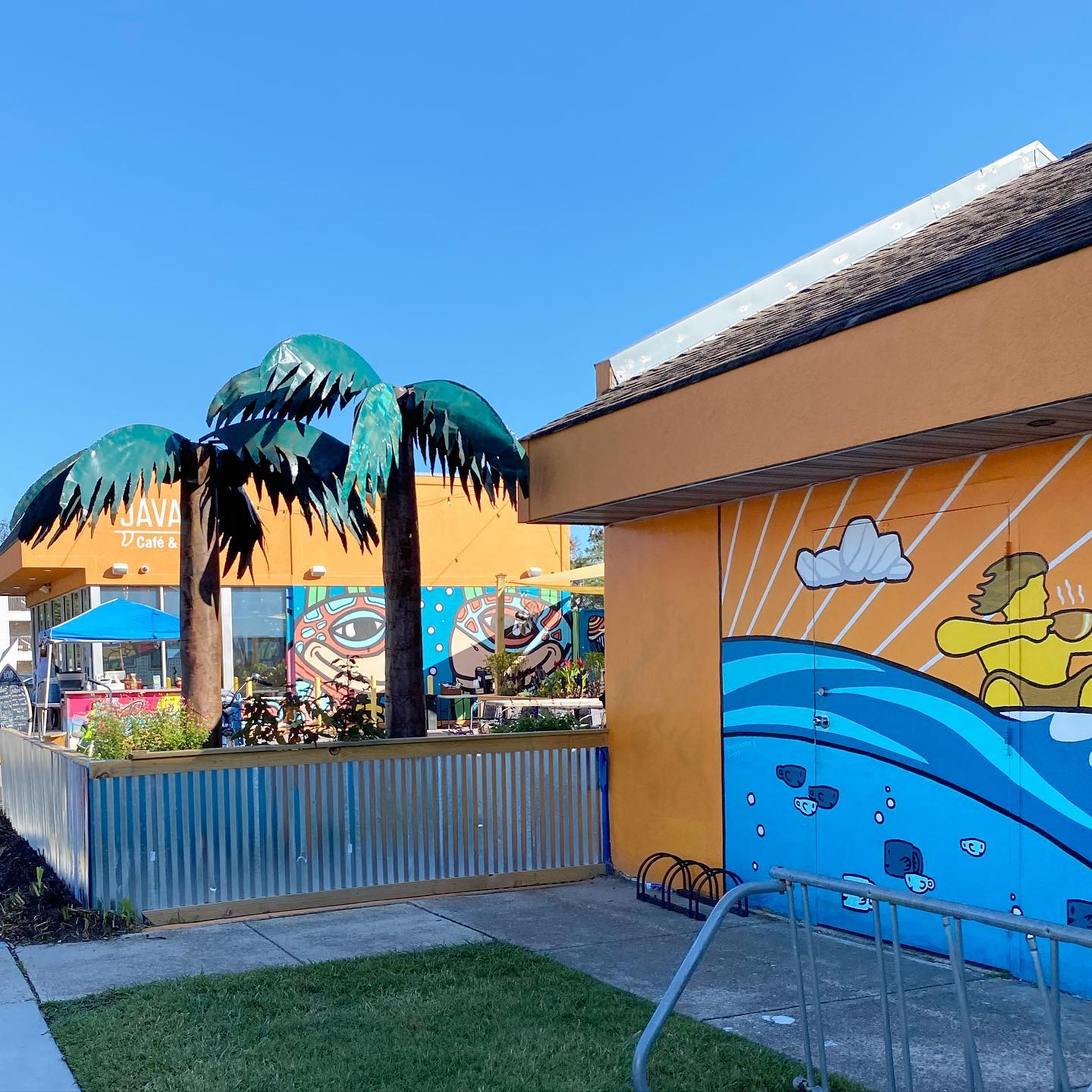 Bike up, get a new profile... - Java Surf Cafe & Espresso Bar