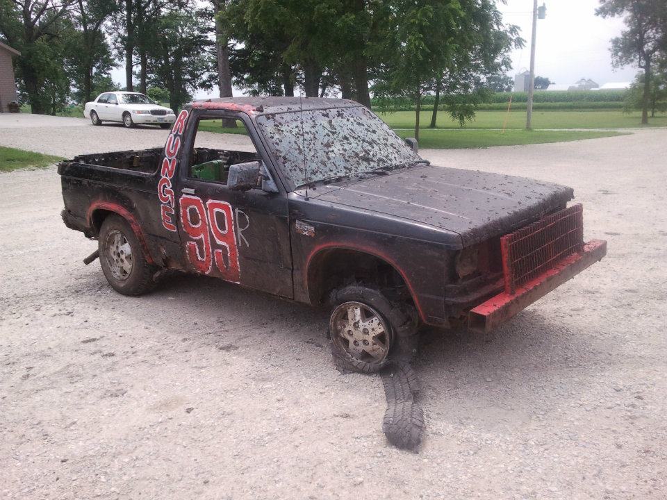 Dirt Road Customs | Alden IA