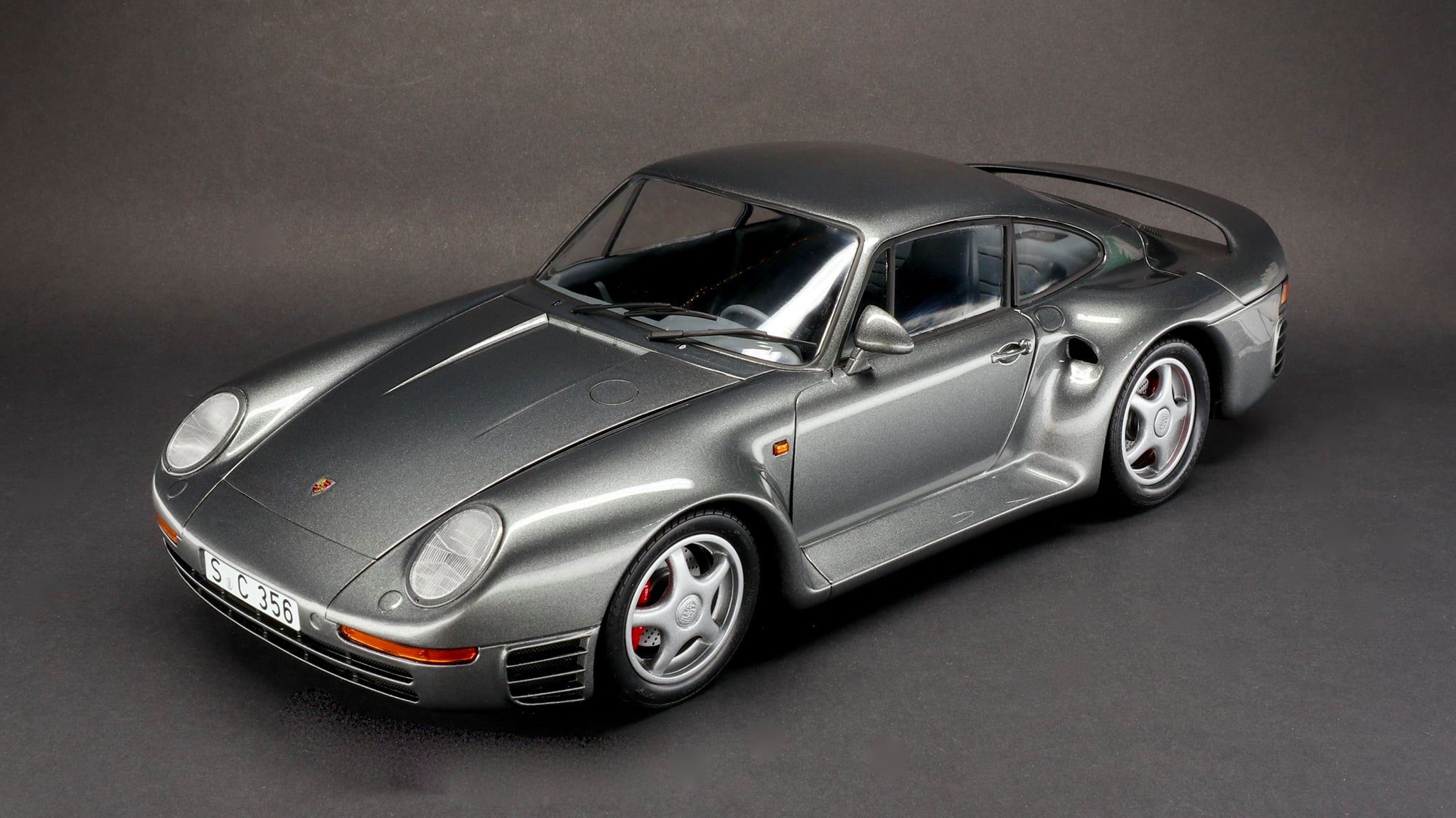 Some final pictures of the Fujimi 1/16 Porsche 959, (final part of